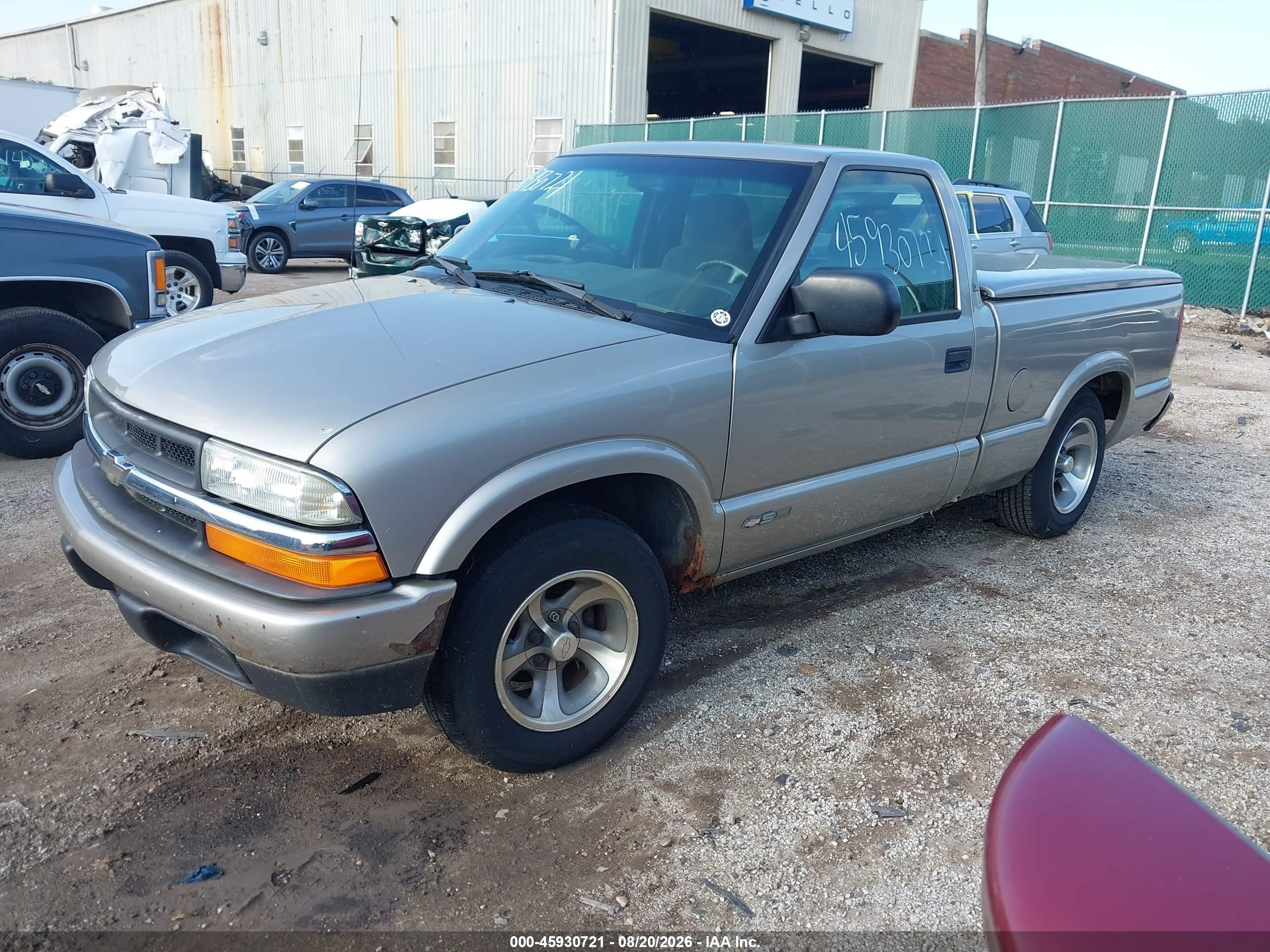 2002 Chevrolet S-10 Ls Pewter vin: 1GCCS145528159846