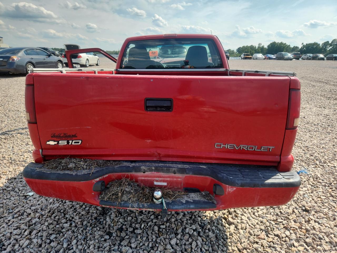 2000 Chevrolet S10 Red vin: 1GCCS1455YK206465