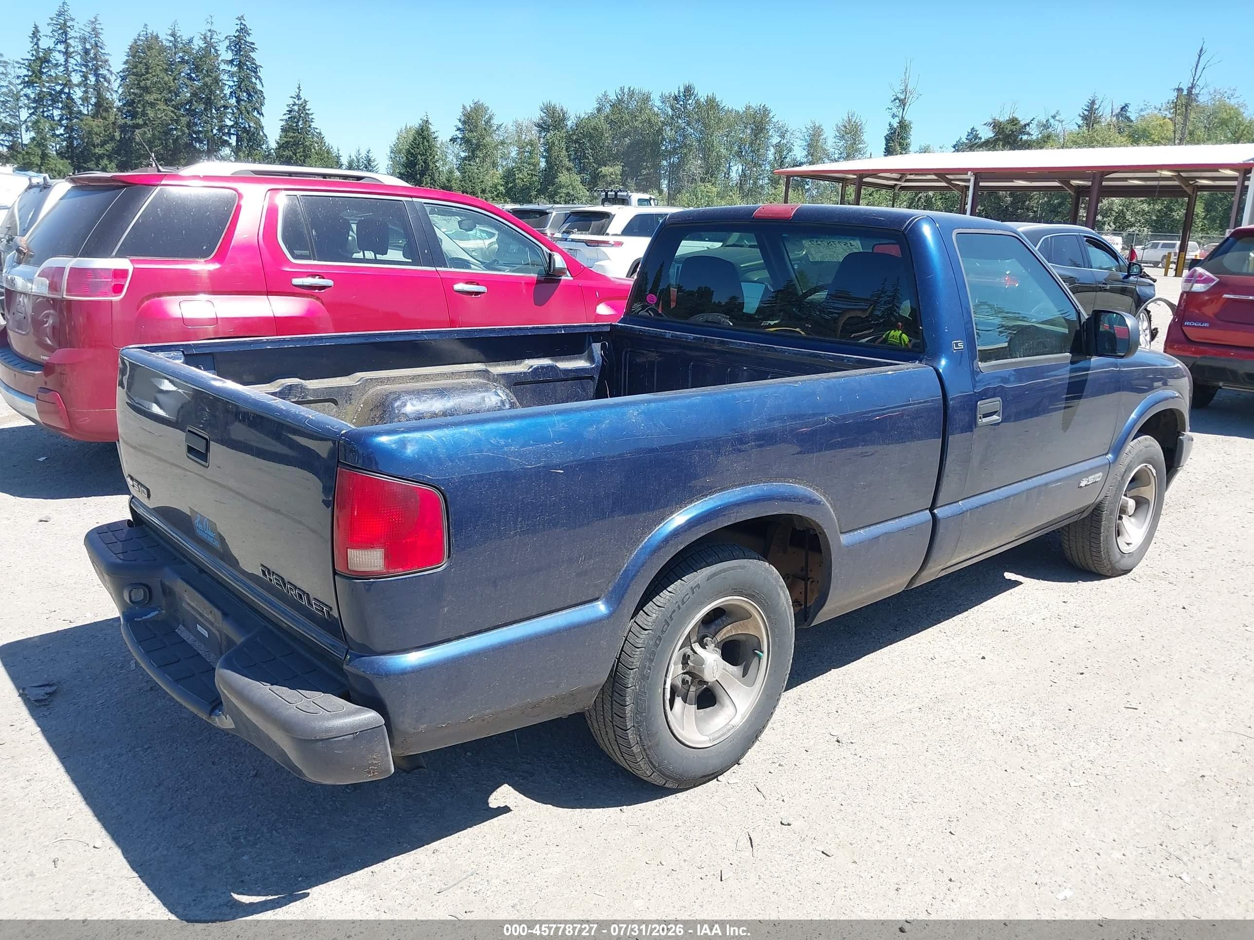 2002 Chevrolet S-10 Ls Dark Blue vin: 1GCCS145628104466