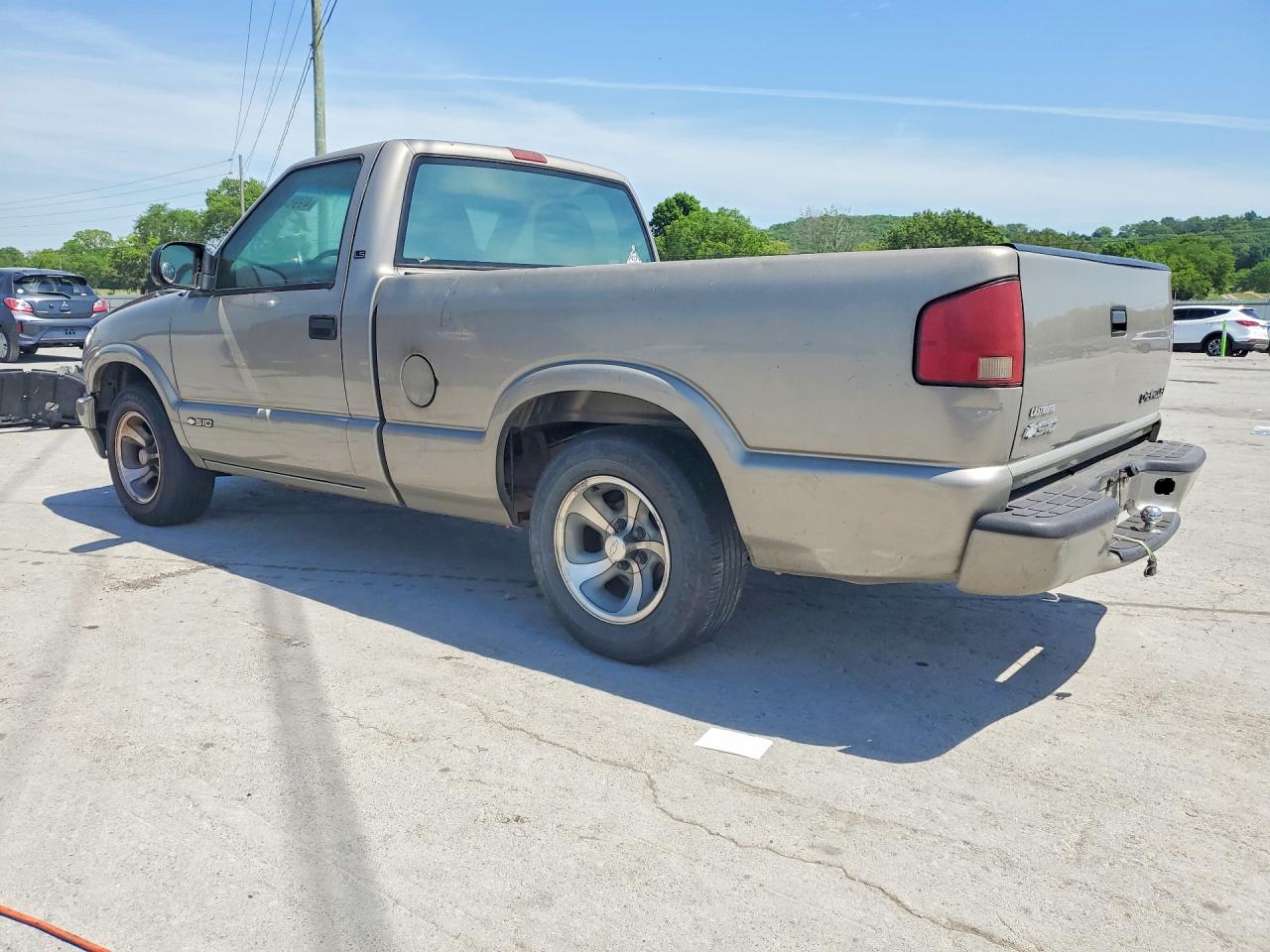 2001 Chevrolet S10 Beige vin: 1GCCS145718154582