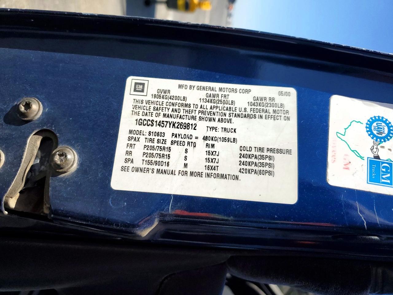 2000 Chevrolet S Truck S10 Blue vin: 1GCCS1457YK269812