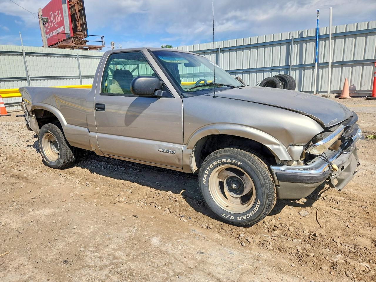 2002 Chevrolet S Truck S10 Gray vin: 1GCCS145928119432