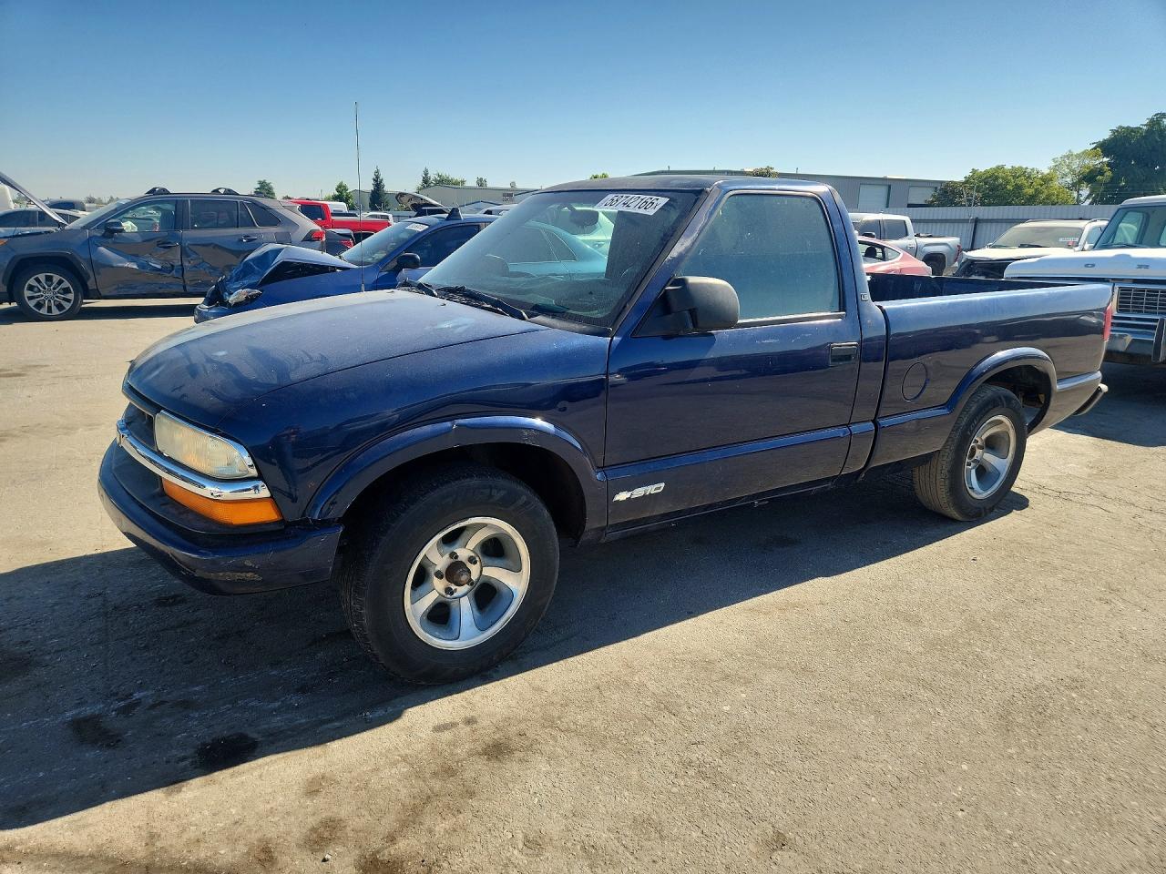 2002 Chevrolet S Truck S10 Blue vin: 1GCCS145928190307