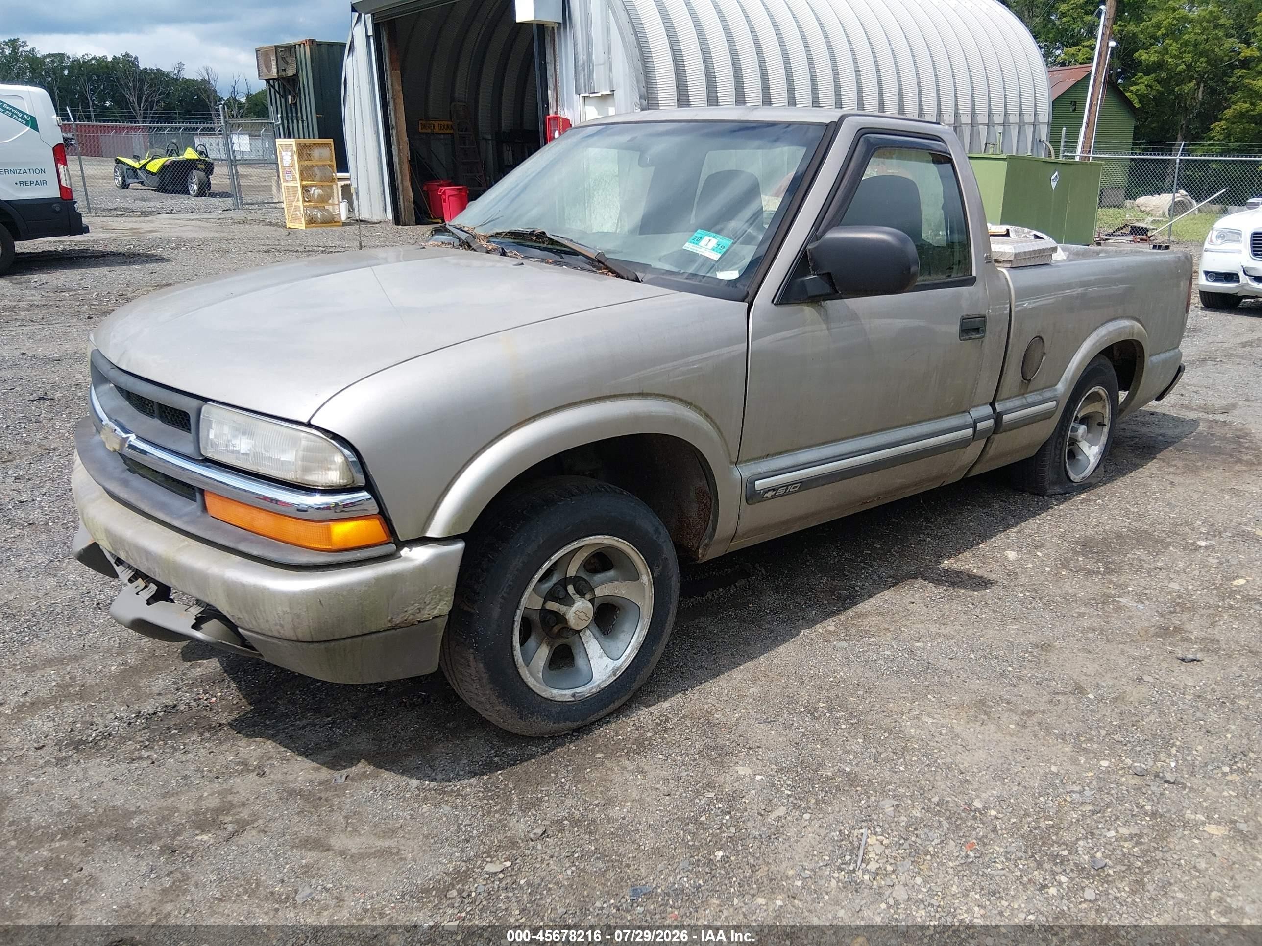 2001 Chevrolet S Truck S10 Gray vin: 1GCCS145X1K129355
