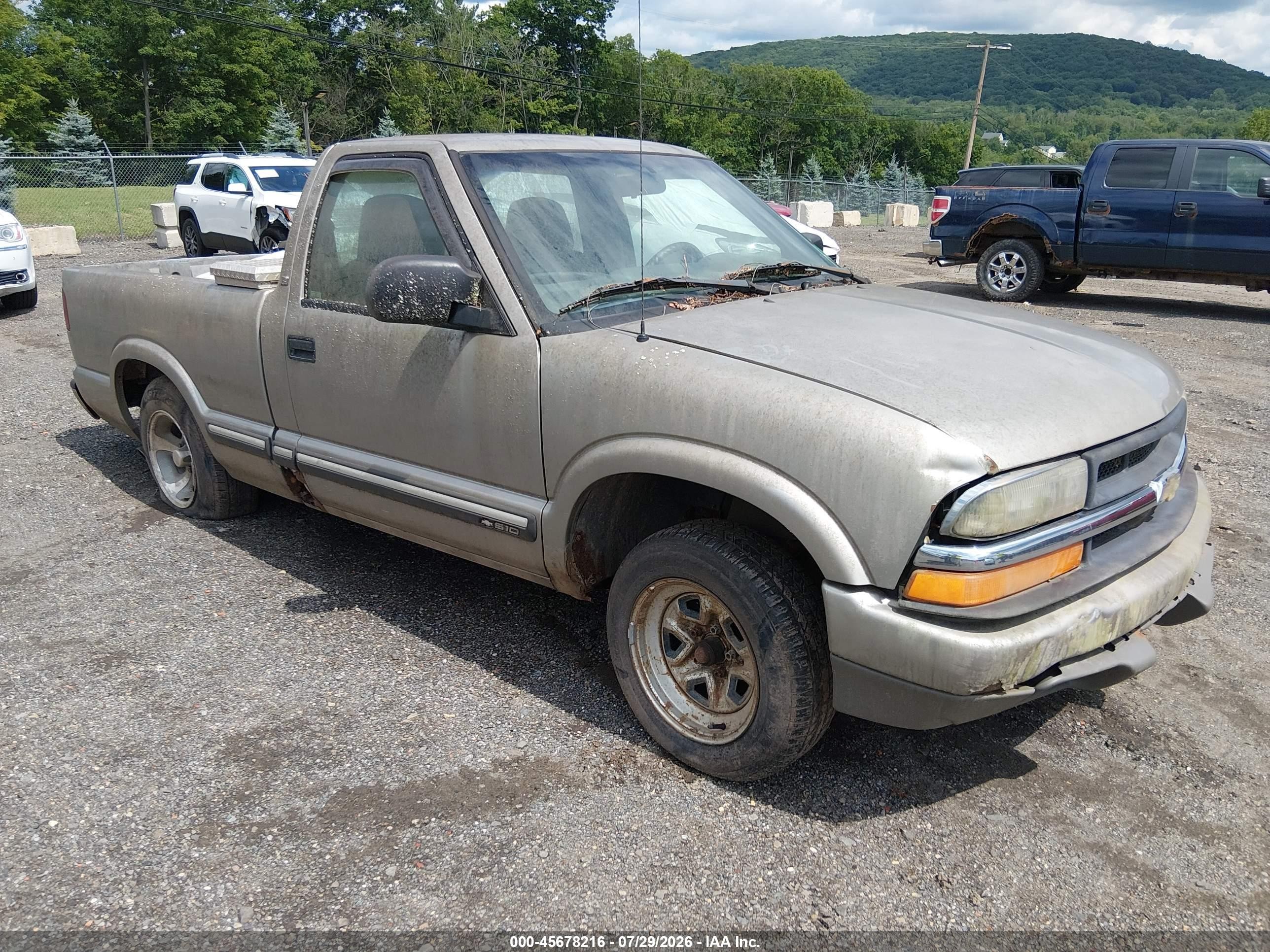 2001 Chevrolet S Truck S10 Gray vin: 1GCCS145X1K129355
