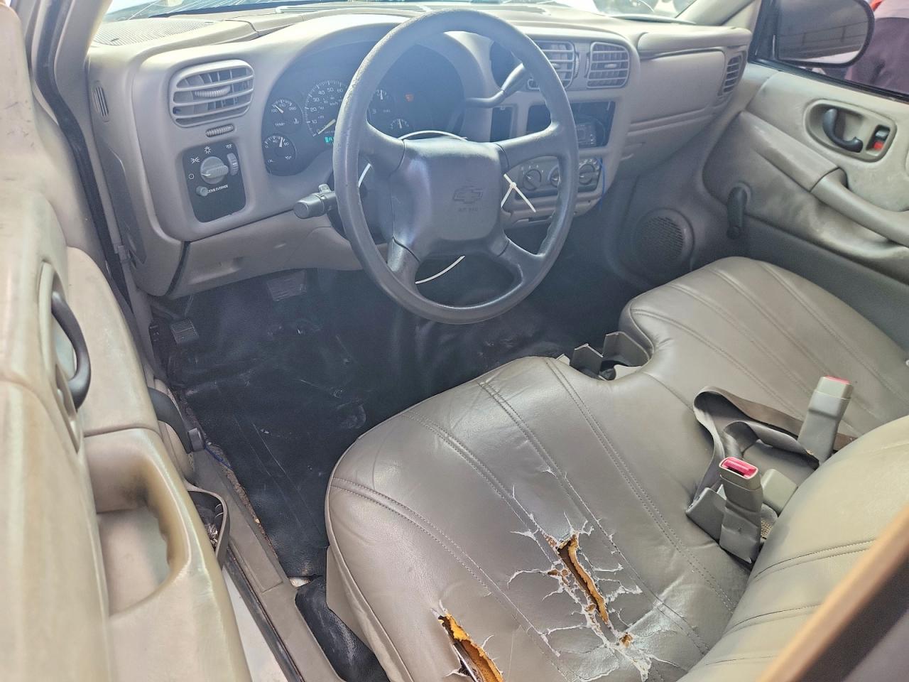 2000 Chevrolet S Truck S10 White vin: 1GCCS145XY8272622
