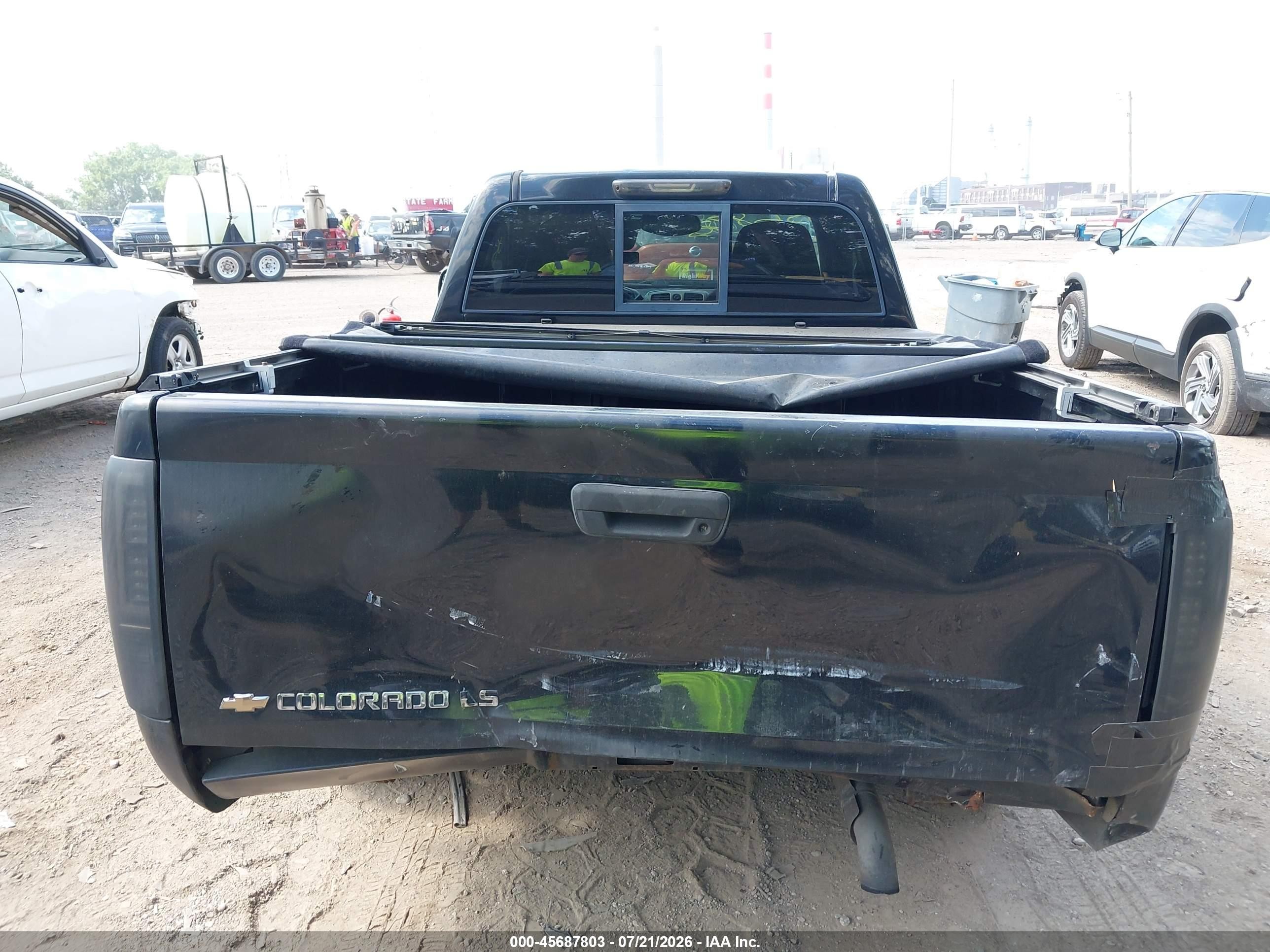 2004 Chevrolet Colorado Ls Black vin: 1GCCS146148180298