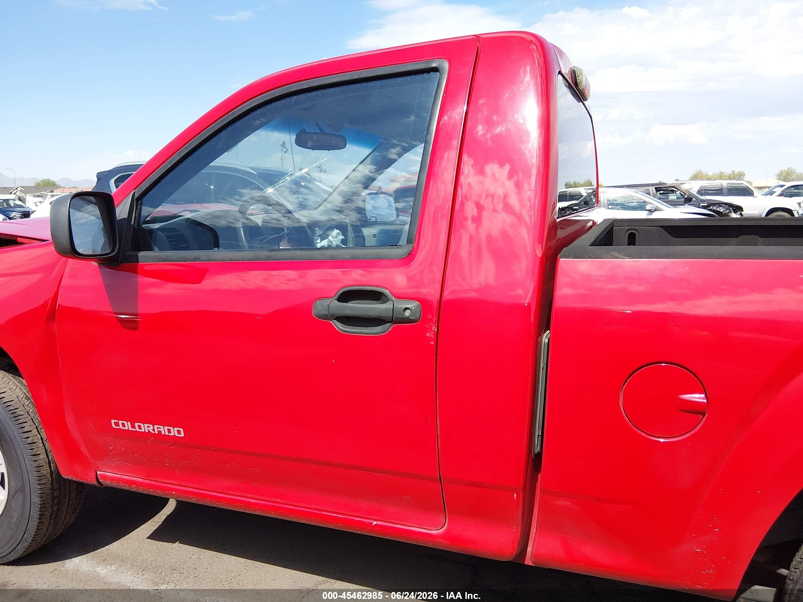 2005 Chevrolet Colorado   Red vin: 1GCCS148658208082