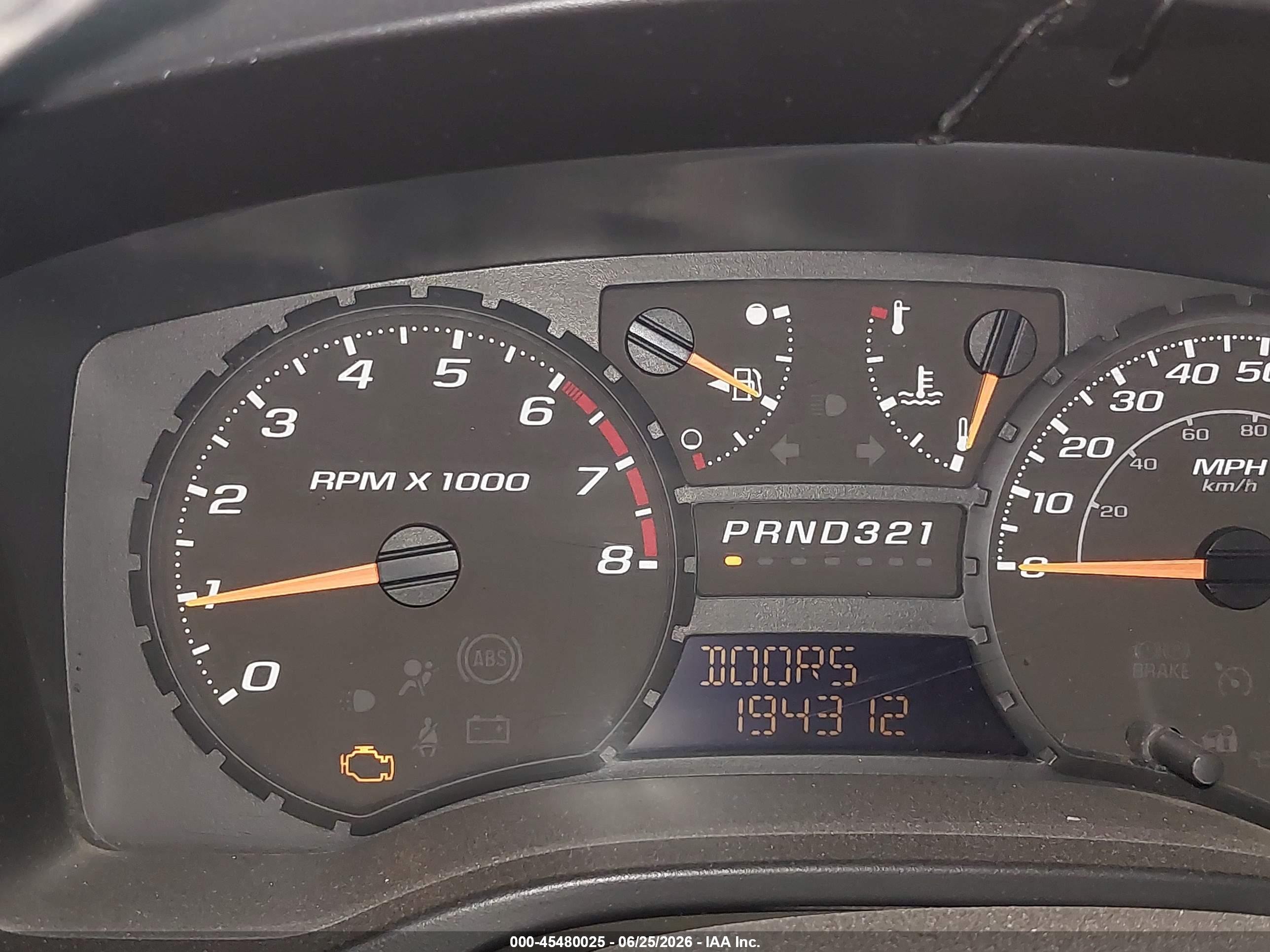 2005 Chevrolet Colorado   Yellow vin: 1GCCS148858241052