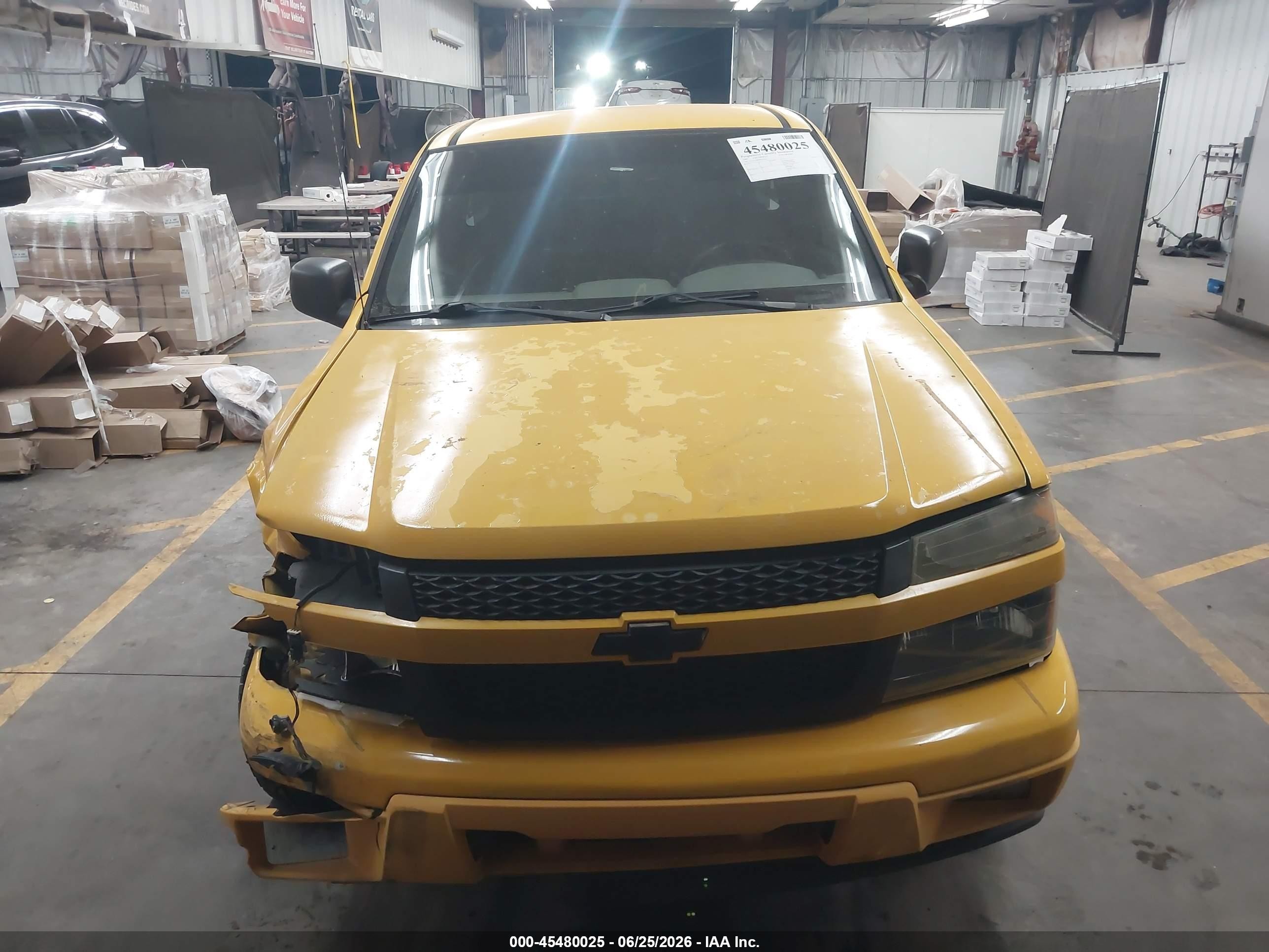 2005 Chevrolet Colorado   Yellow vin: 1GCCS148858241052