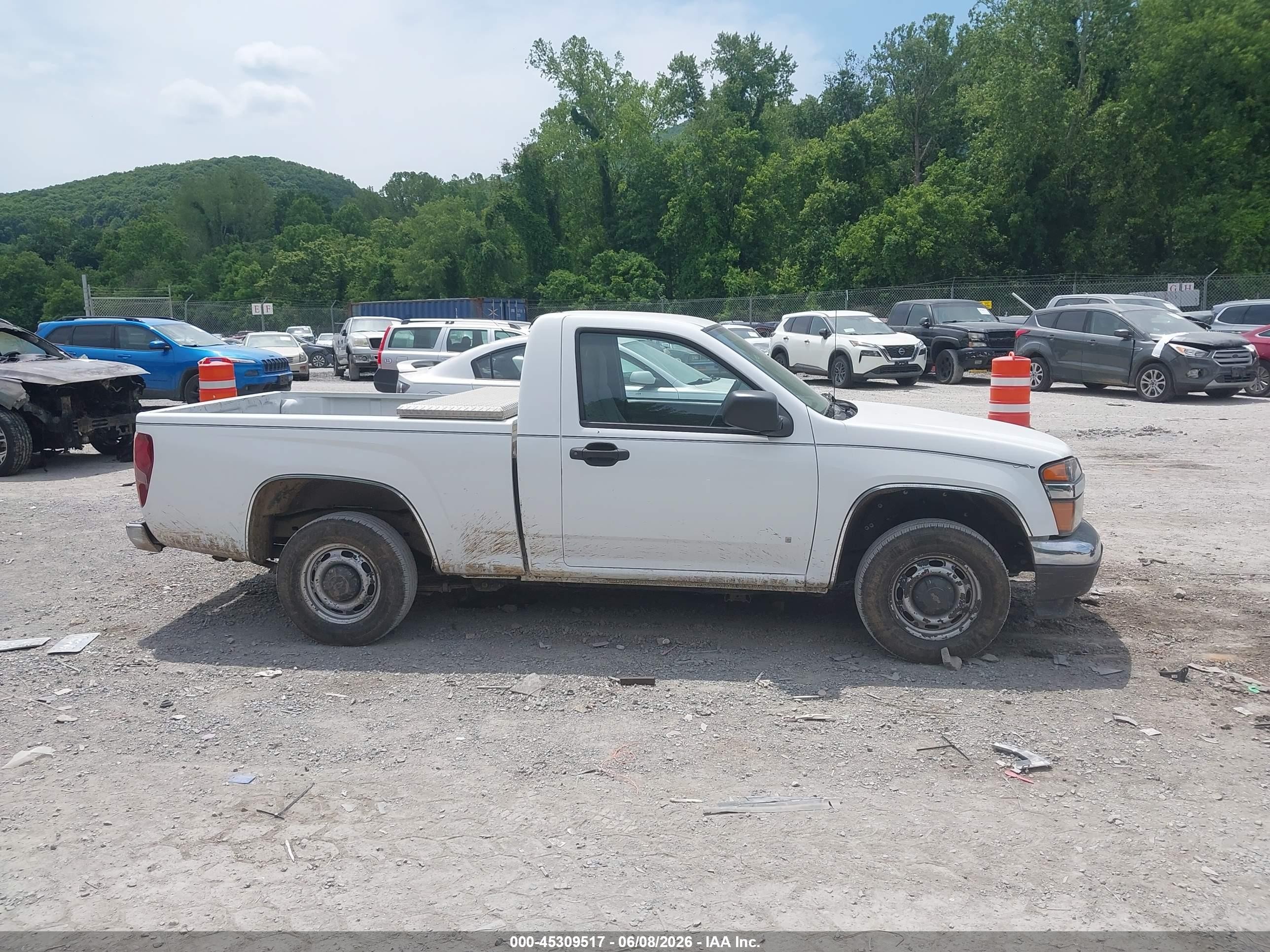 2008 Chevrolet Colorado Work Truck White vin: 1GCCS149288184022