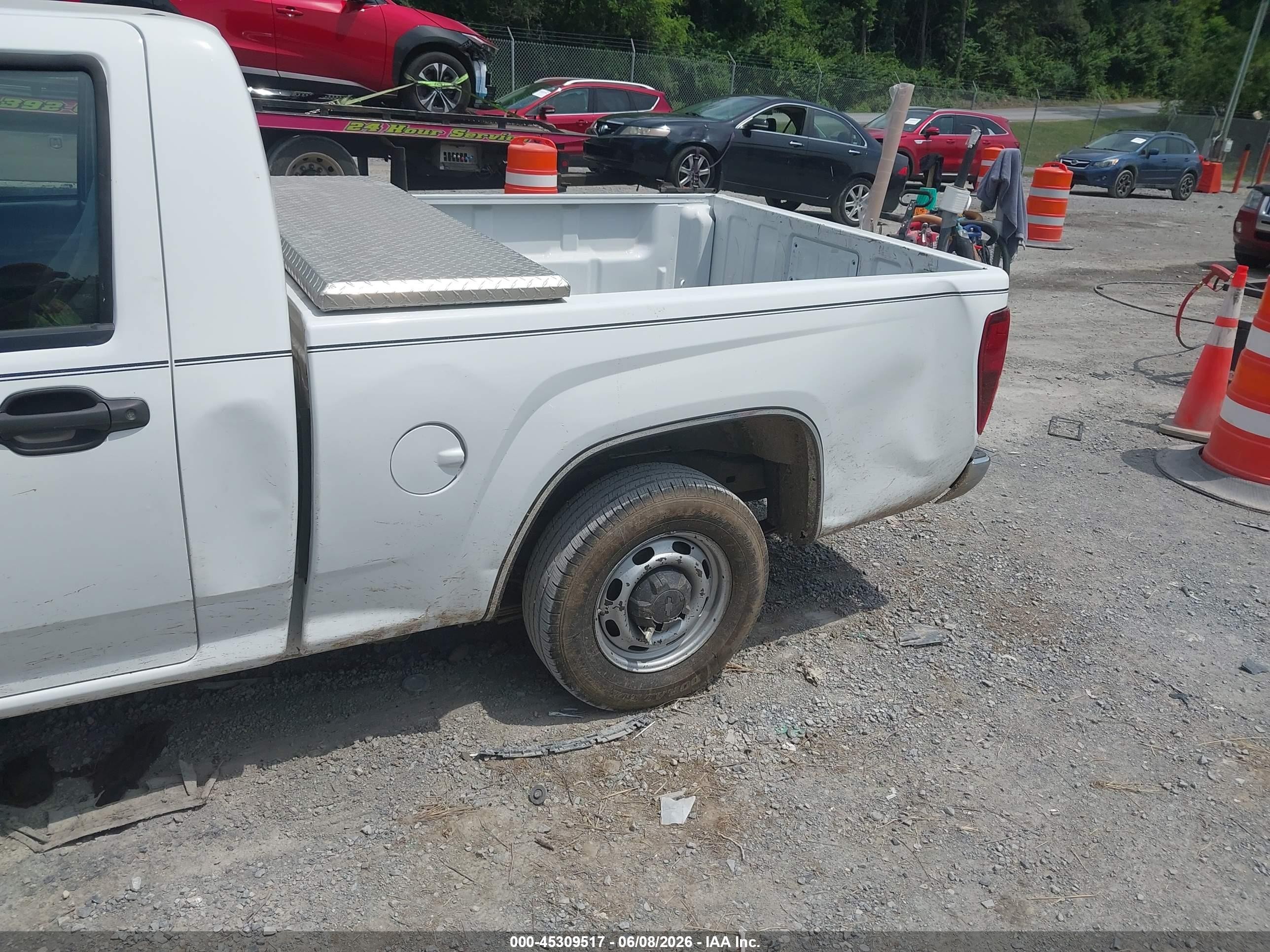 2008 Chevrolet Colorado Work Truck White vin: 1GCCS149288184022