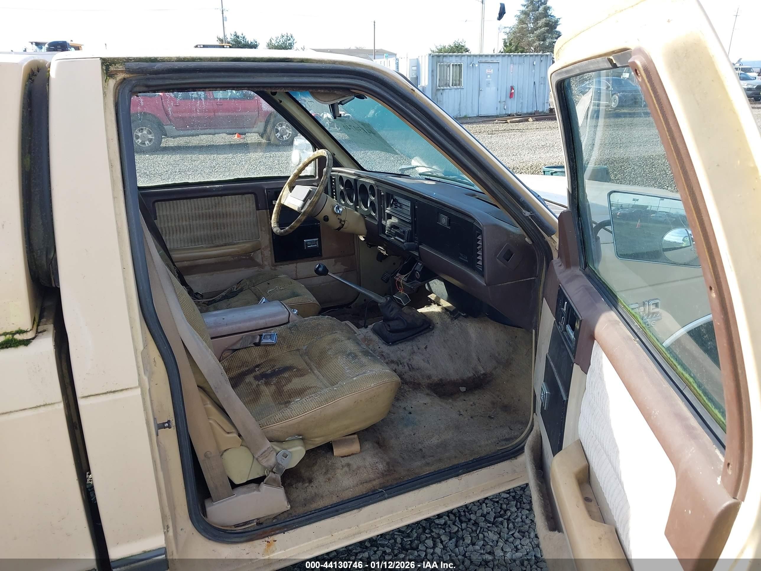1983 Chevrolet S Truck S10 Brown vin: 1GCCS14B2D8152636
