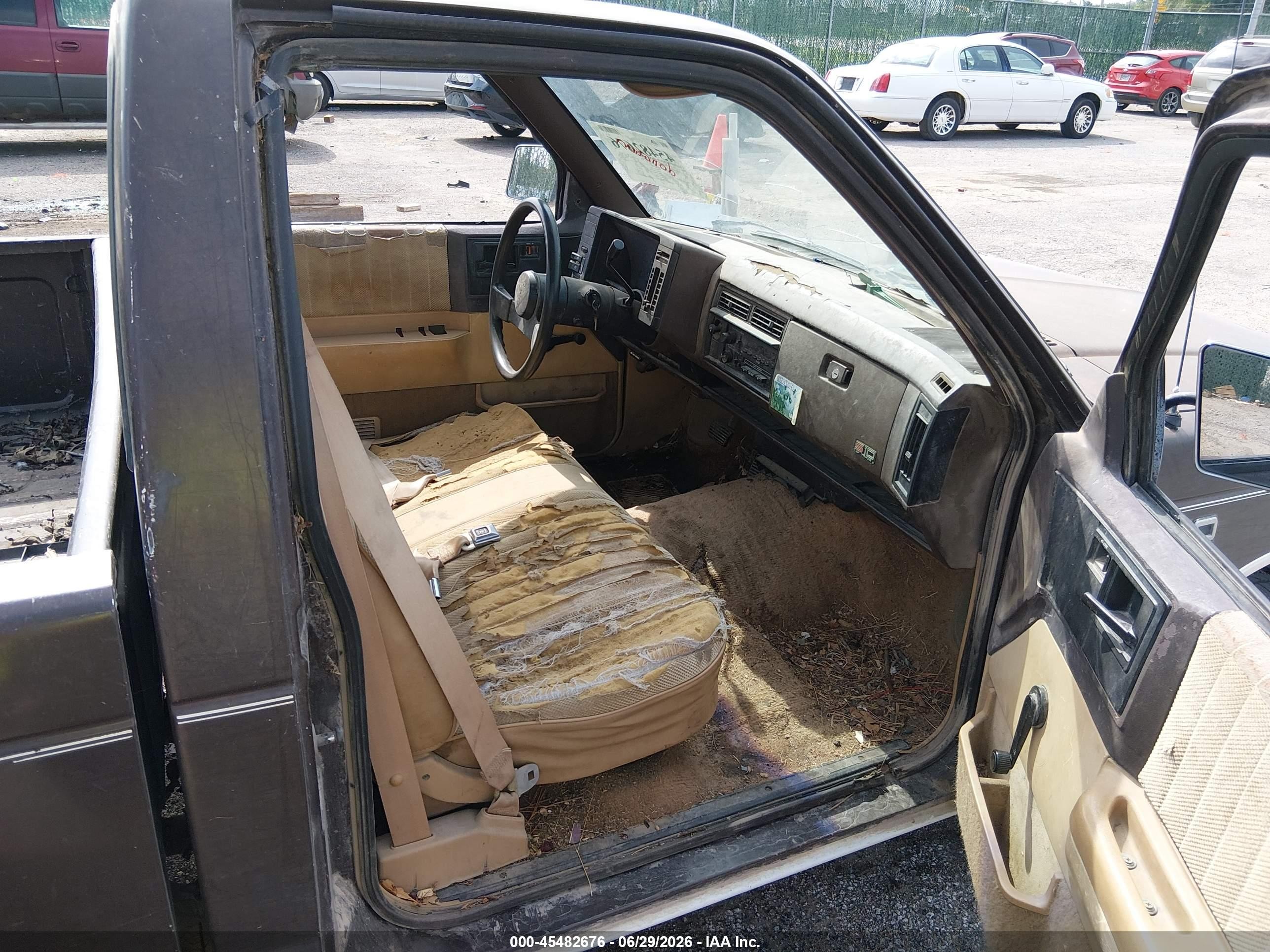 1986 Chevrolet S Truck S10 Brown vin: 1GCCS14E4G8196443