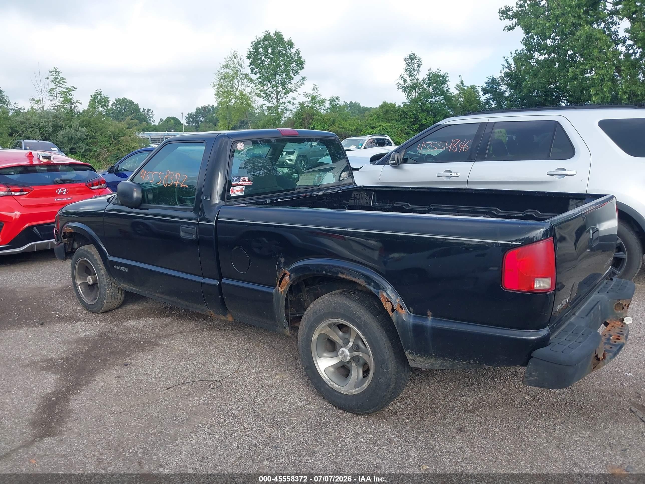 2003 Chevrolet S-10 Ls Black vin: 1GCCS14H238206665