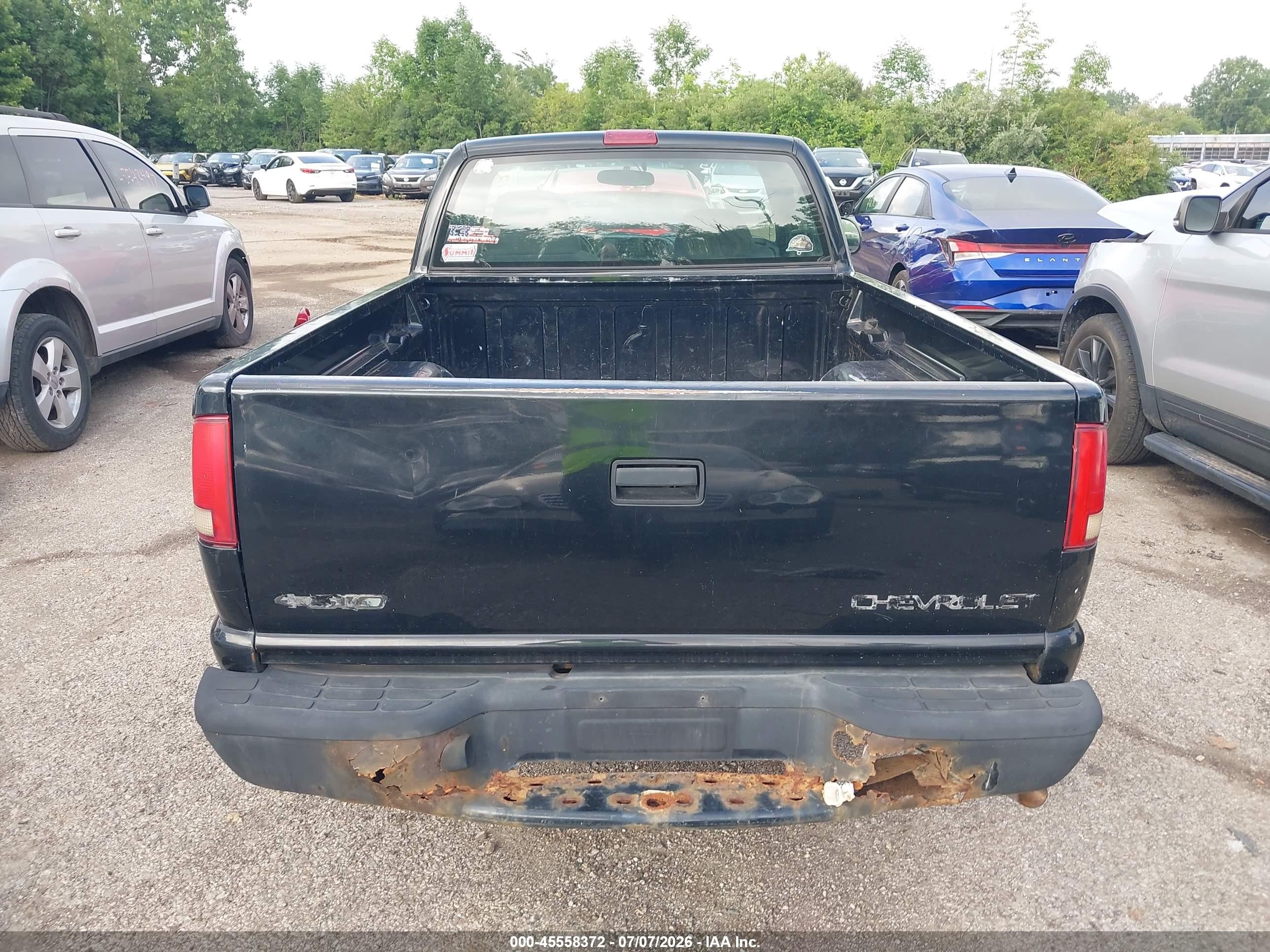 2003 Chevrolet S-10 Ls Black vin: 1GCCS14H238206665
