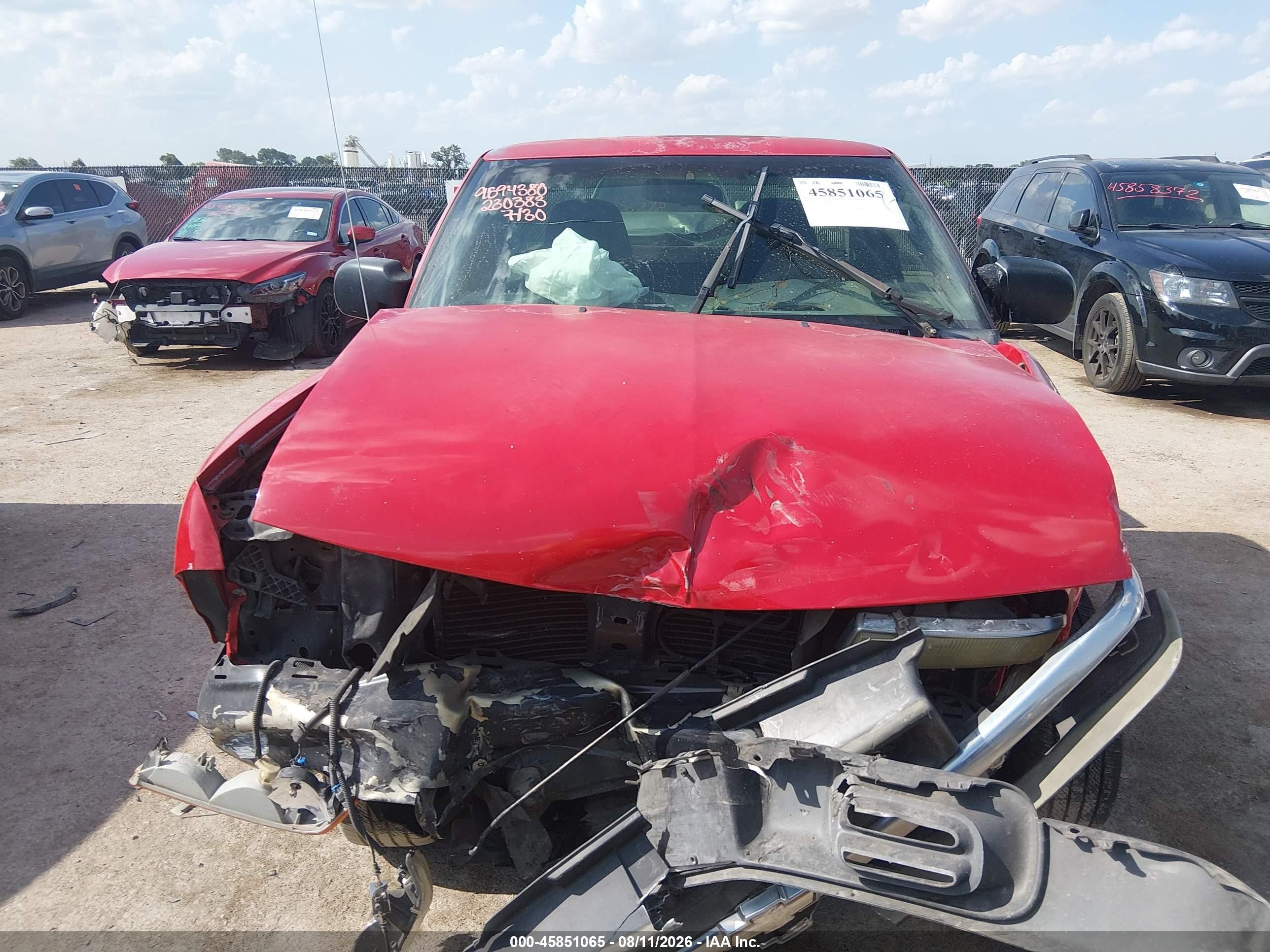 2003 Chevrolet S-10   Красный vin: 1GCCS14H238230383