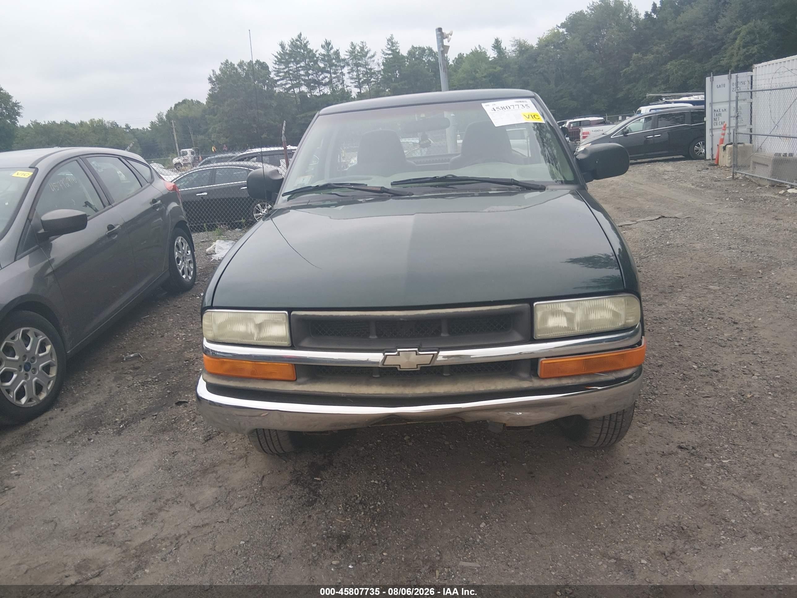 2003 Chevrolet S-10   Зеленый vin: 1GCCS14H338211387