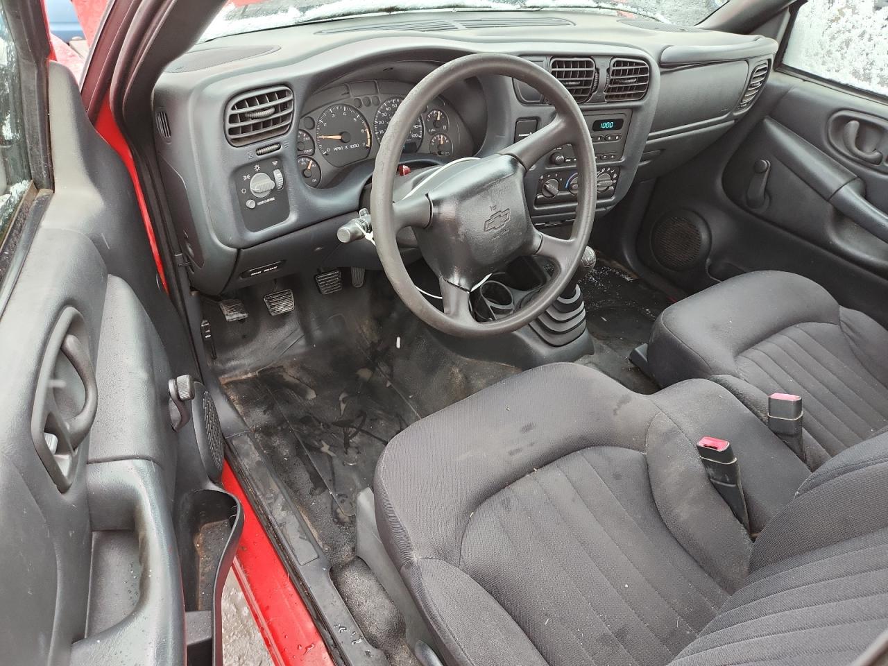 2003 Chevrolet S Truck S10 Red vin: 1GCCS14H338231087