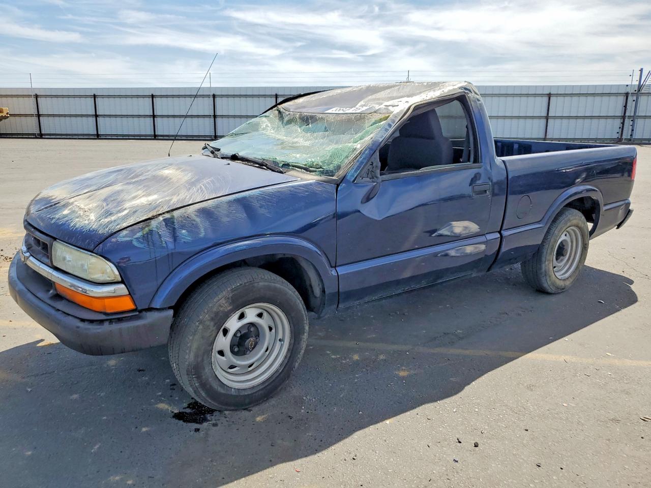2003 Chevrolet S Truck S10 Blue vin: 1GCCS14H438173961