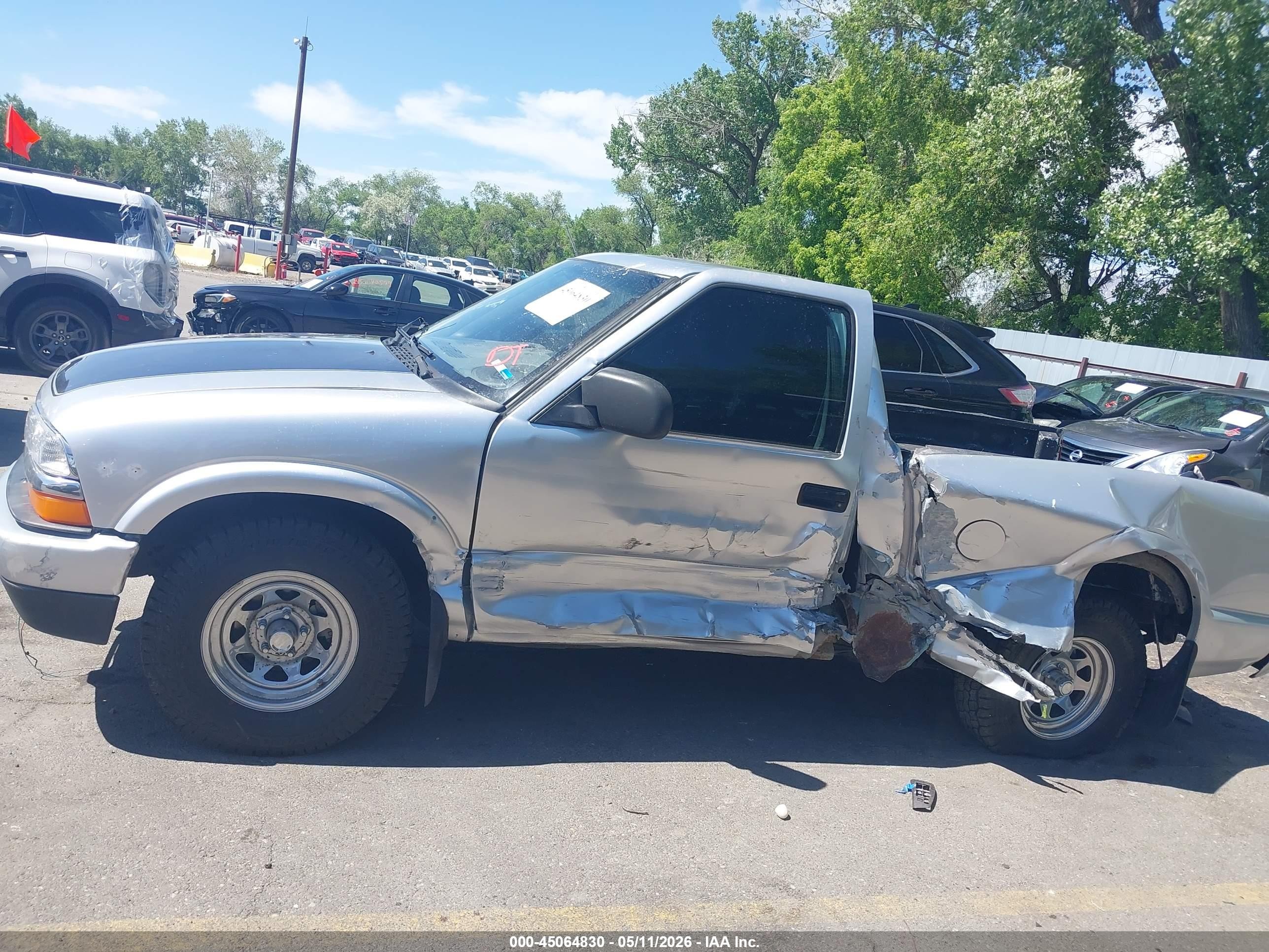 2003 Chevrolet S-10   Silver vin: 1GCCS14H538200651