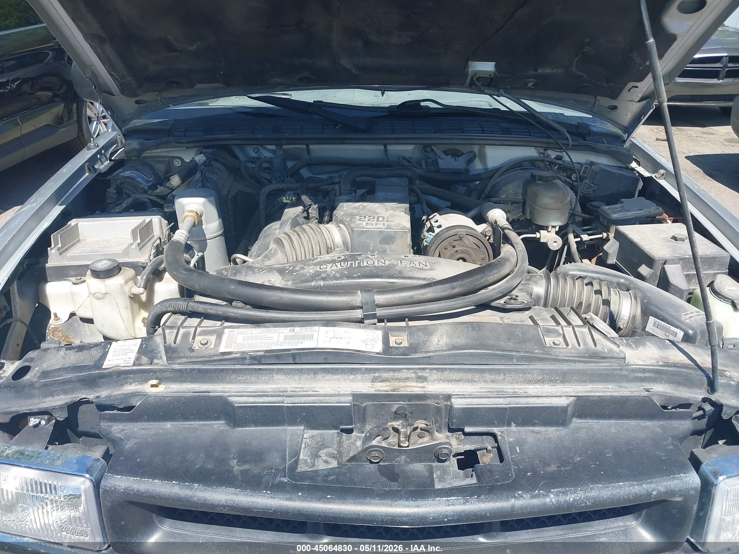 2003 Chevrolet S-10   Silver vin: 1GCCS14H538200651