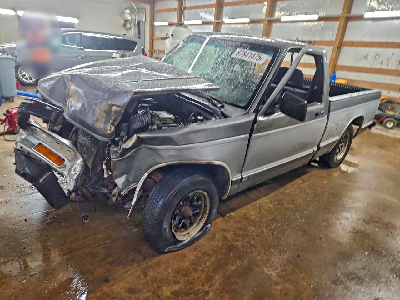 1992 Chevrolet S Truck S10 Gray vin: 1GCCS14R1N8129802
