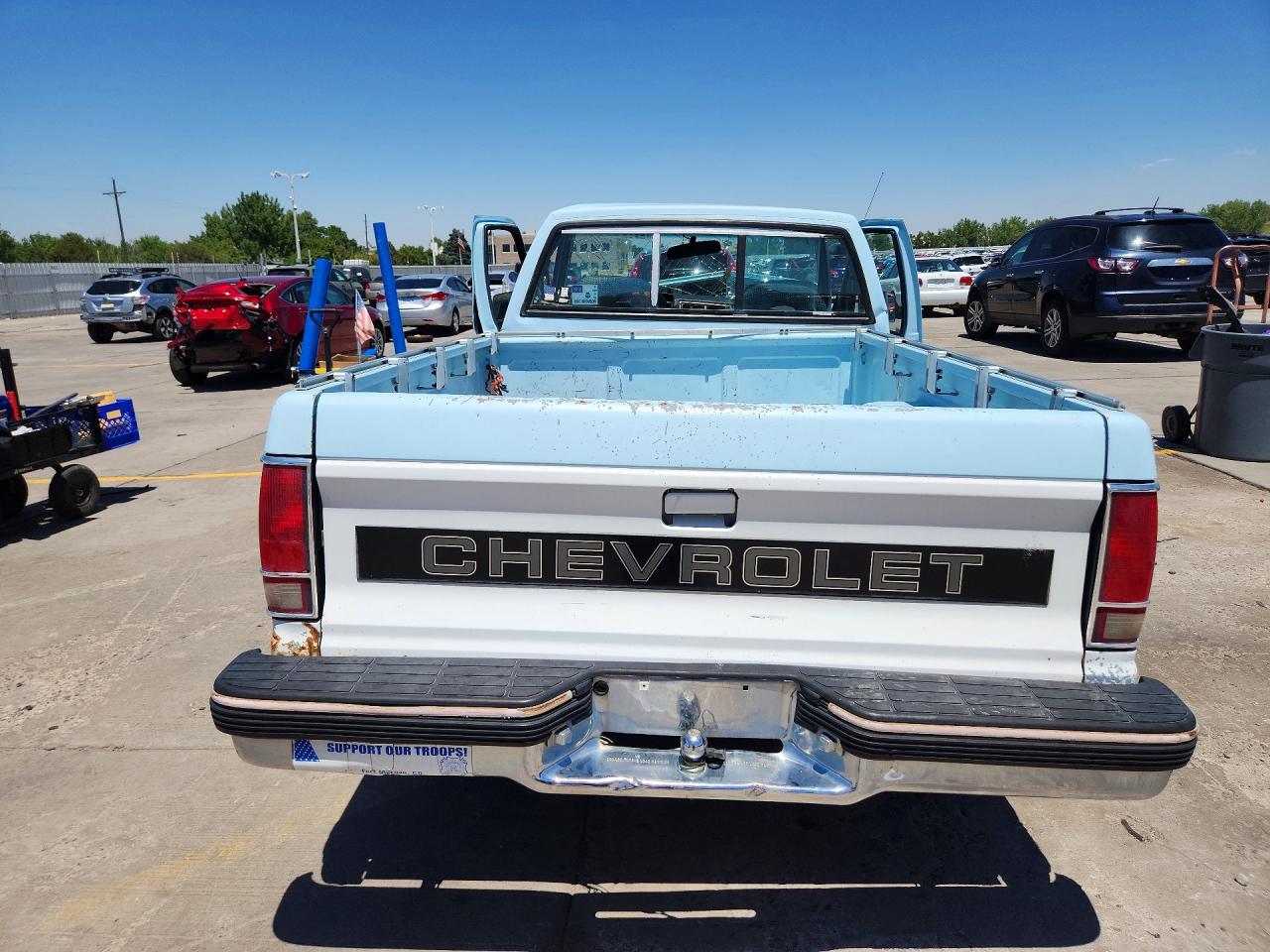 1992 Chevrolet S Truck S10 Two Tone vin: 1GCCS14R1N8151962