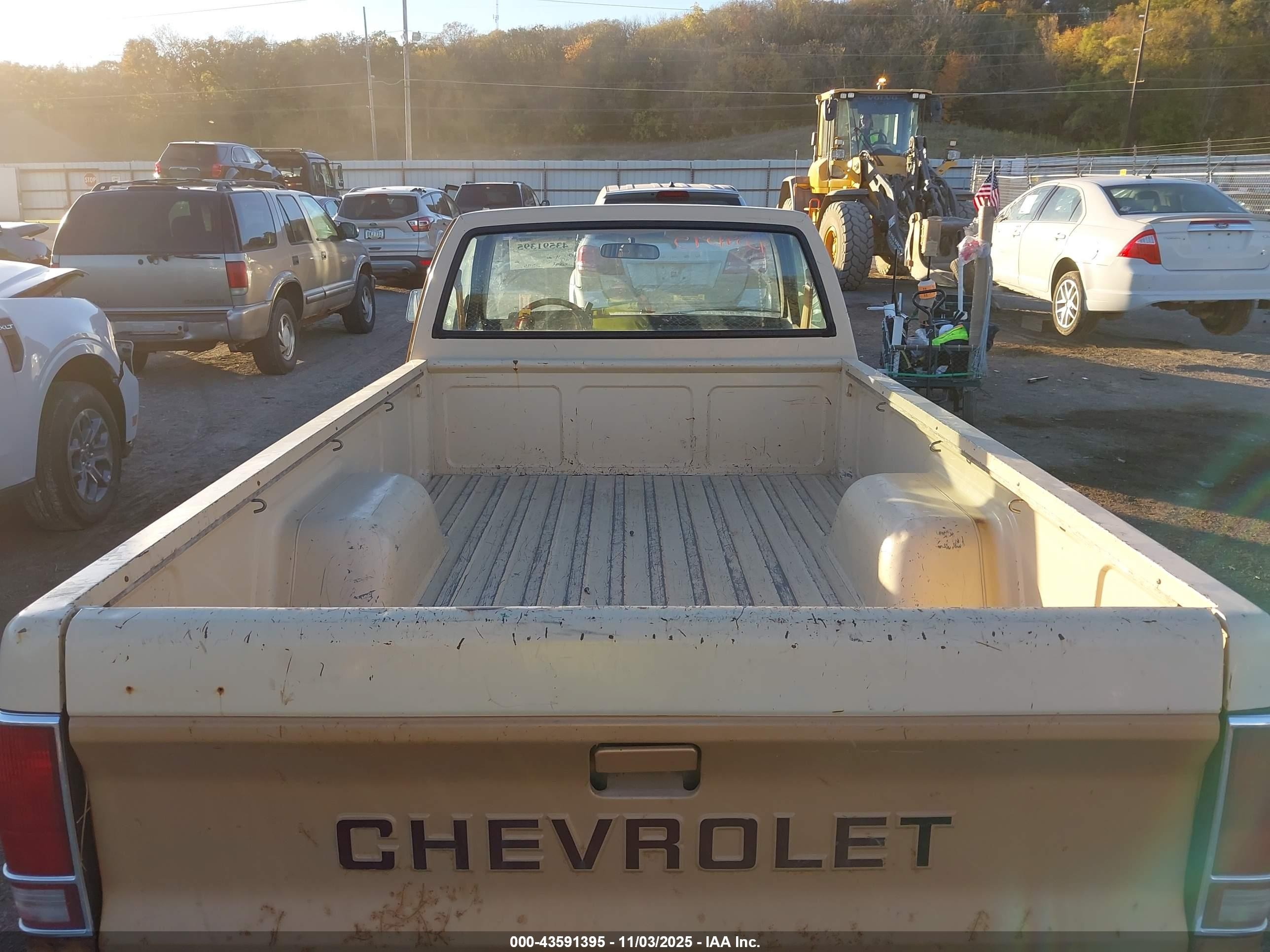 1986 Chevrolet S Truck S10 Tan vin: 1GCCS14R2G2104591