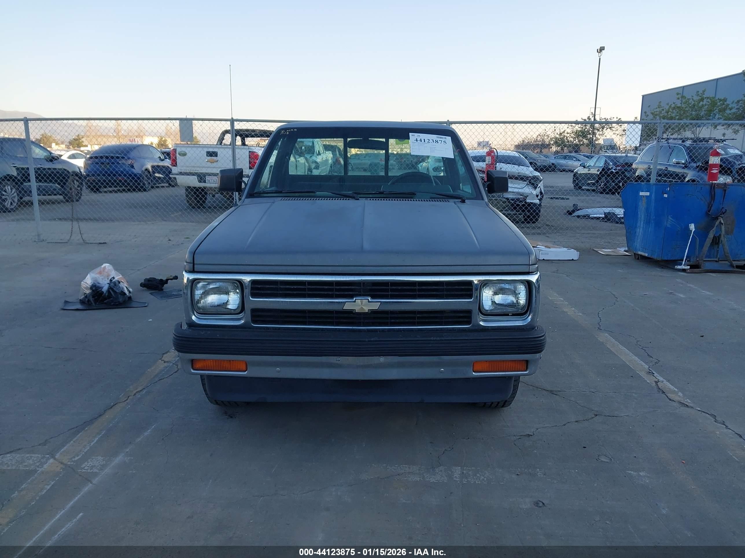 1991 Chevrolet S Truck S10 Серый vin: 1GCCS14R2M8197427