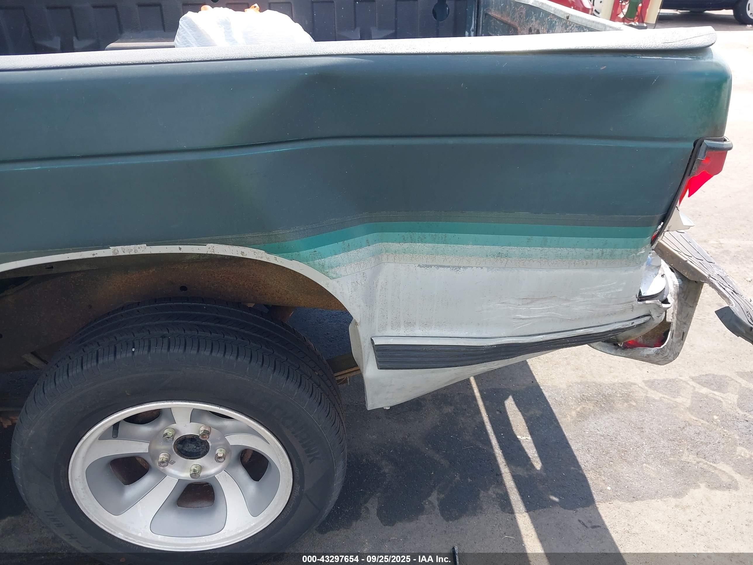 1993 Chevrolet S Truck S10 Green vin: 1GCCS14R3P0154735