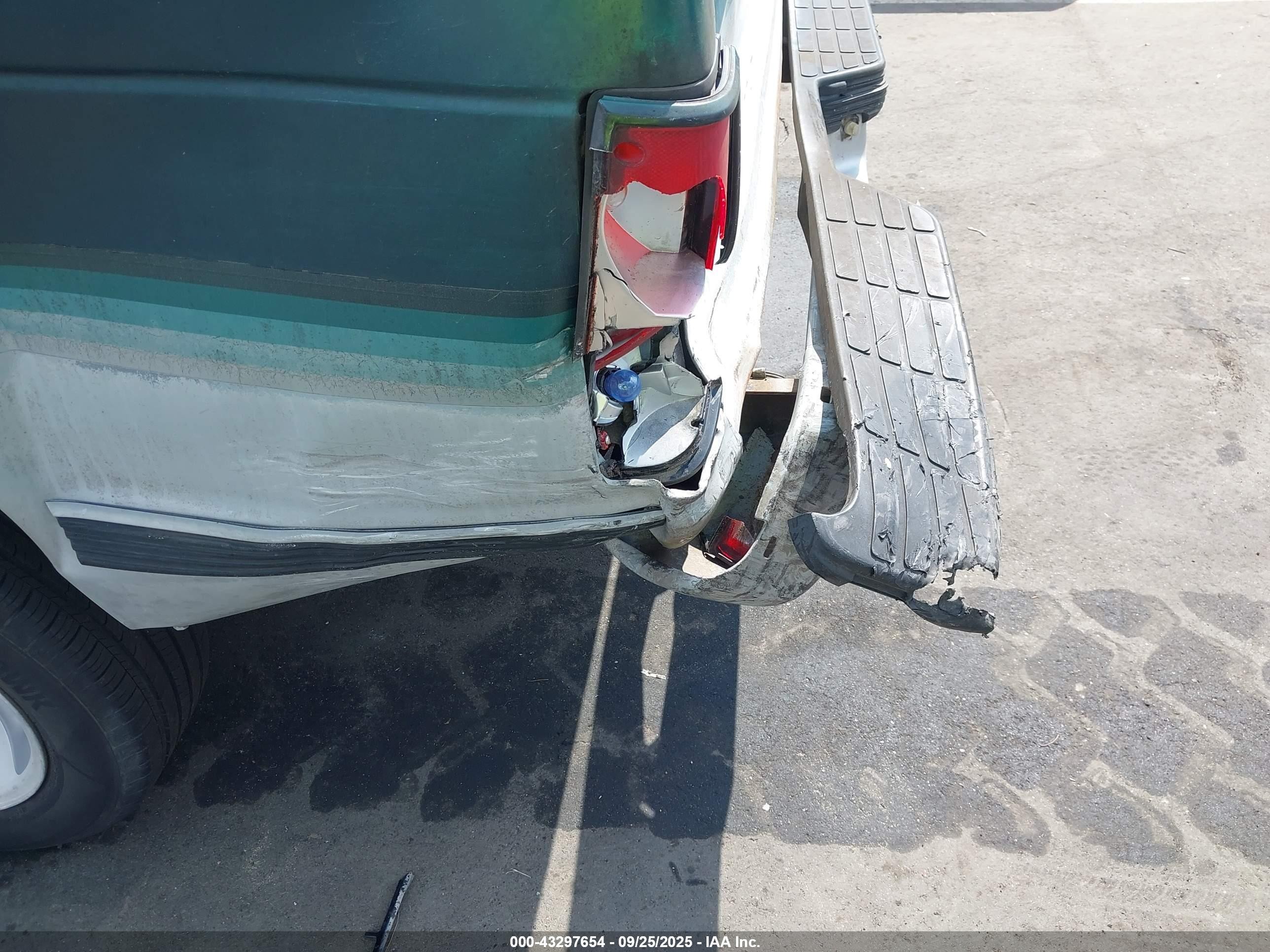 1993 Chevrolet S Truck S10 Green vin: 1GCCS14R3P0154735