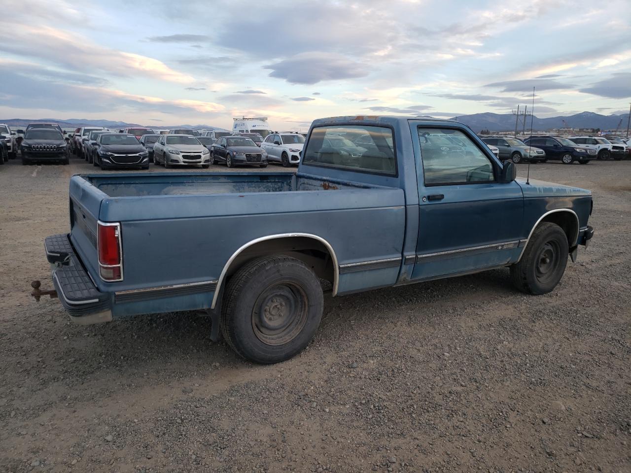 1992 Chevrolet S Truck S10 Blue vin: 1GCCS14R6N8218748