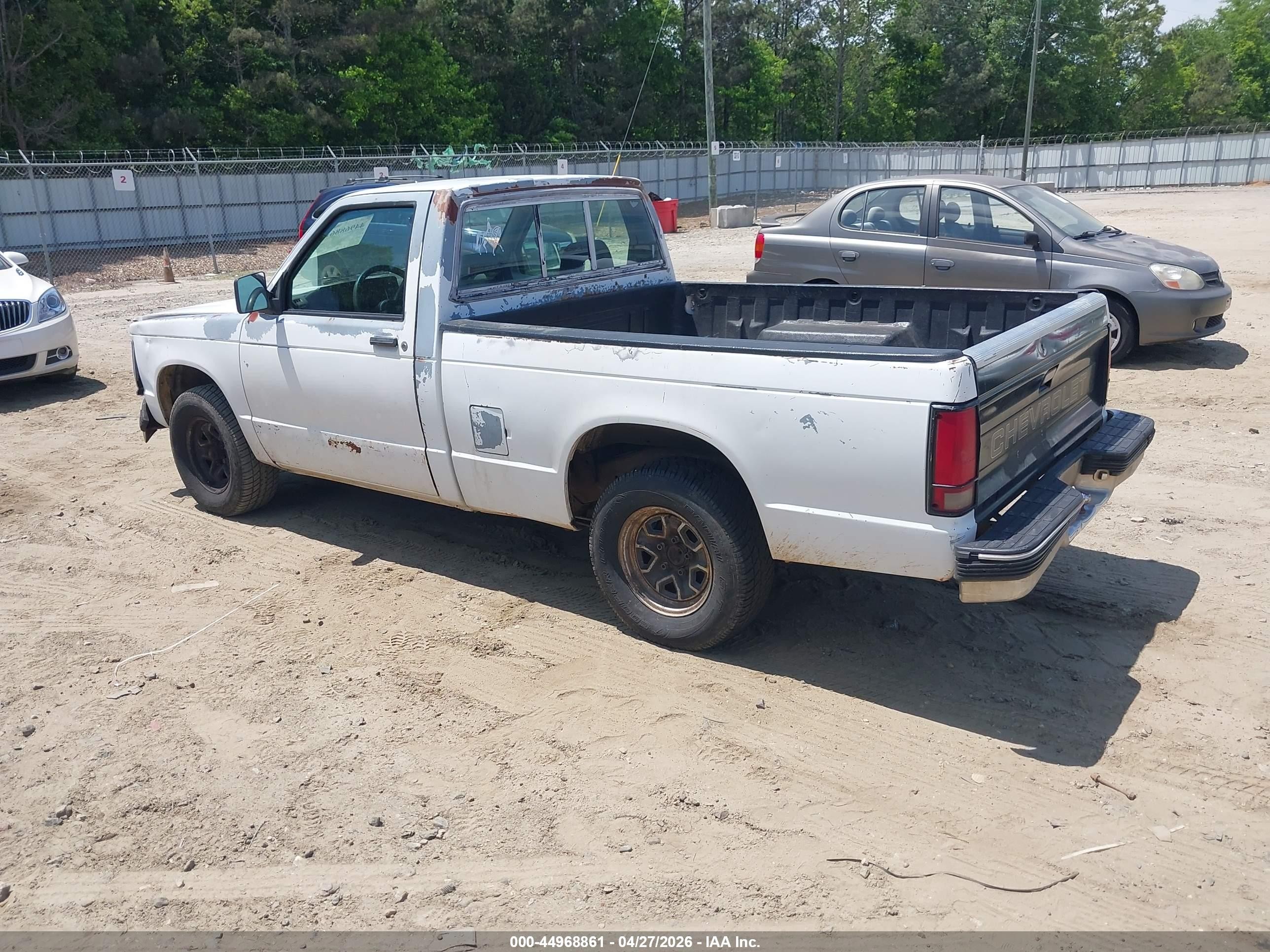 1993 Chevrolet S Truck S10 White vin: 1GCCS14R6P8100704