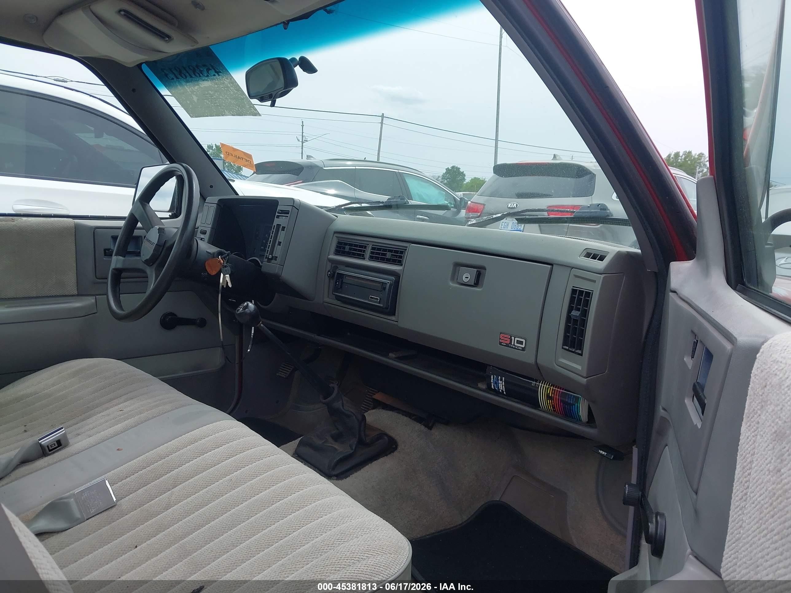 1993 Chevrolet S Truck S10 Red vin: 1GCCS14R6P8132021