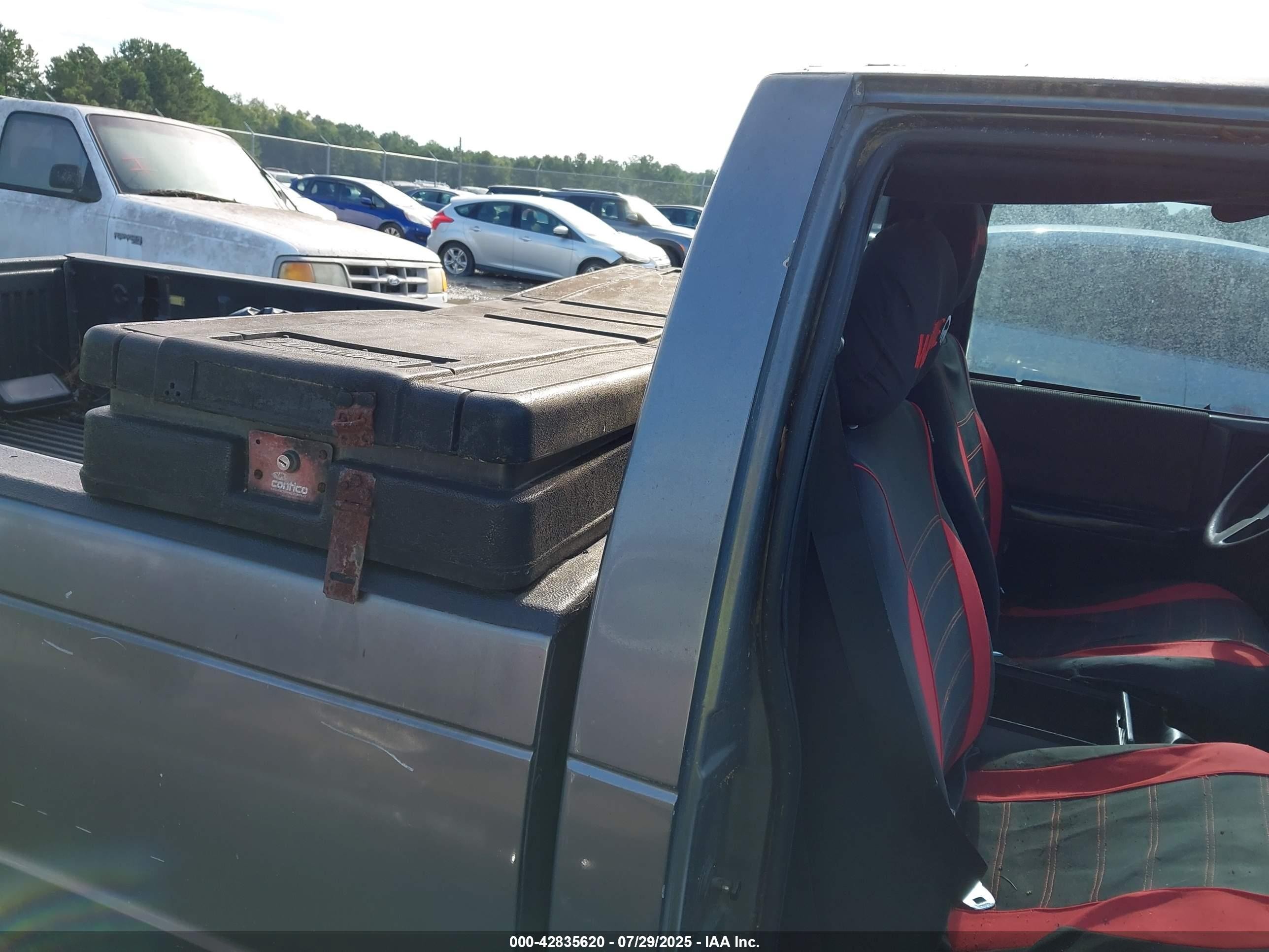 1987 Chevrolet S Truck S10 Gray vin: 1GCCS14R8H2155000