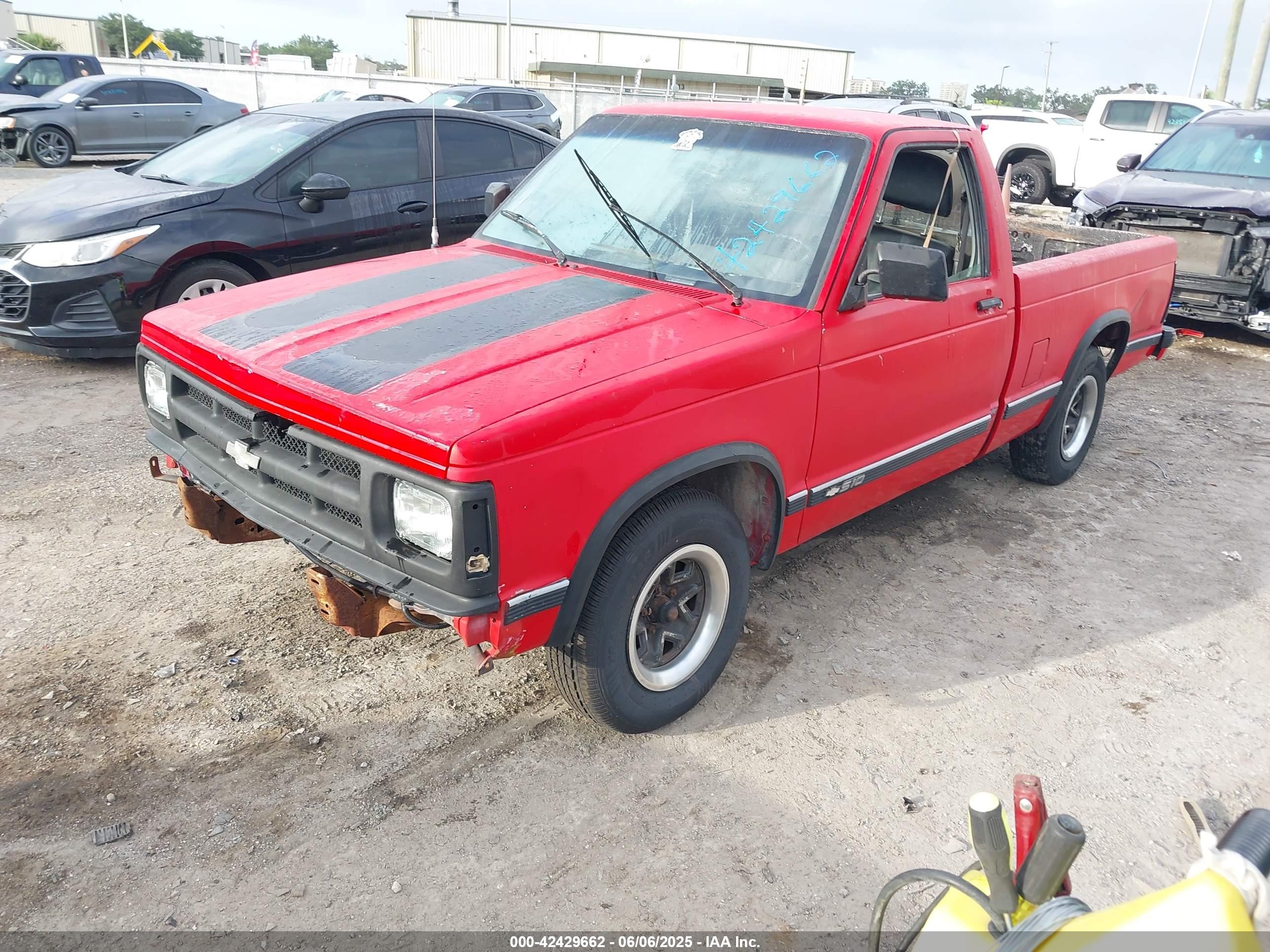 1993 Chevrolet S Truck S10 Red vin: 1GCCS14R8P8189028