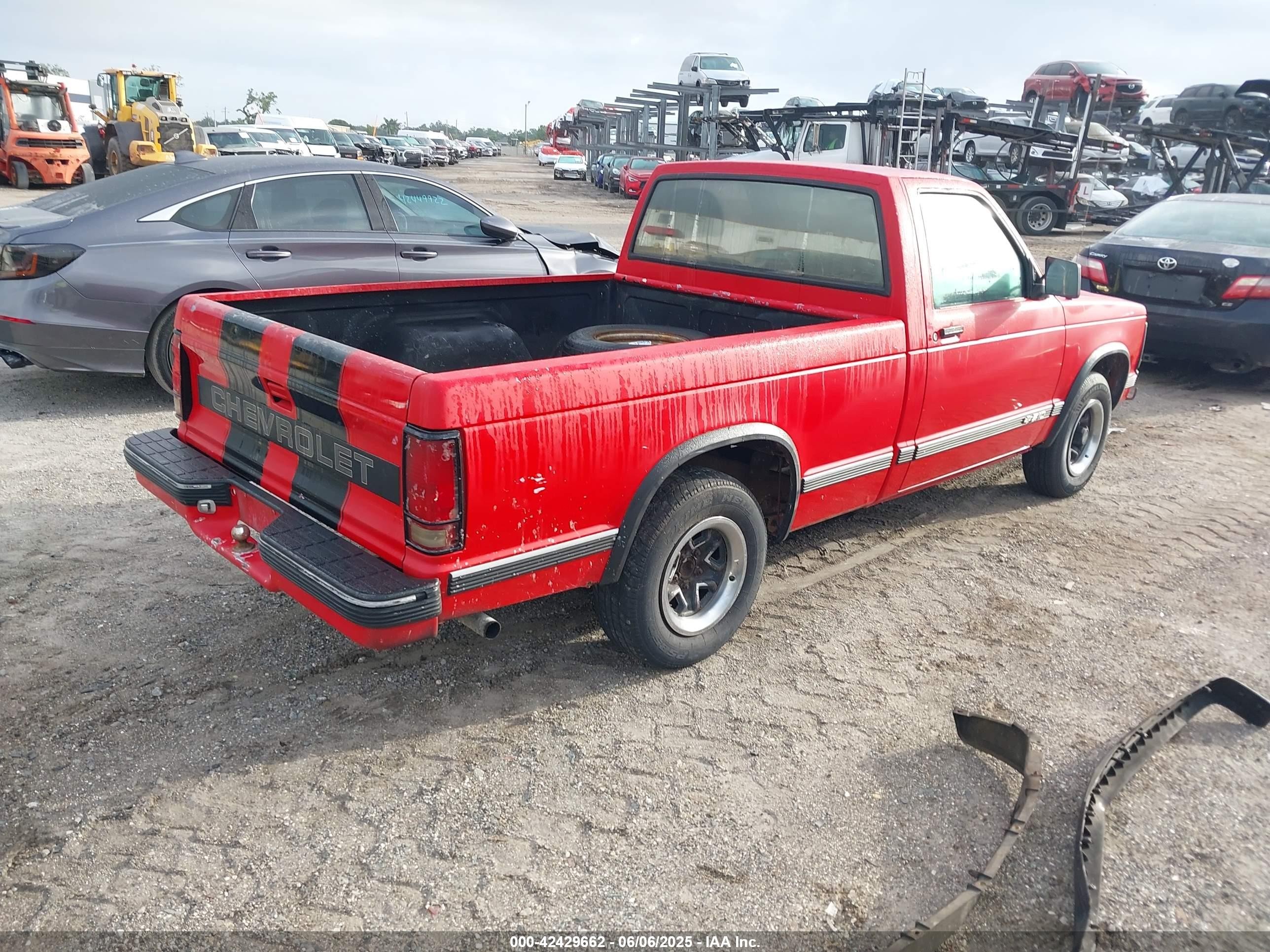 1993 Chevrolet S Truck S10 Red vin: 1GCCS14R8P8189028