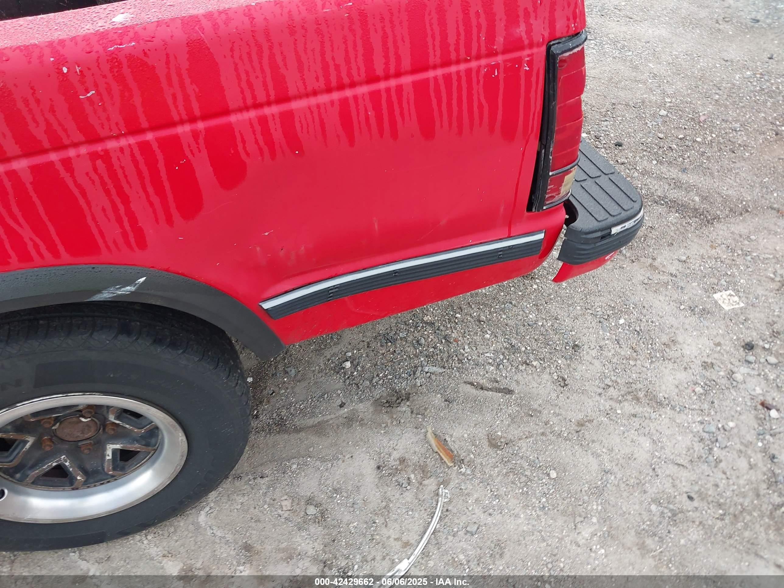 1993 Chevrolet S Truck S10 Red vin: 1GCCS14R8P8189028