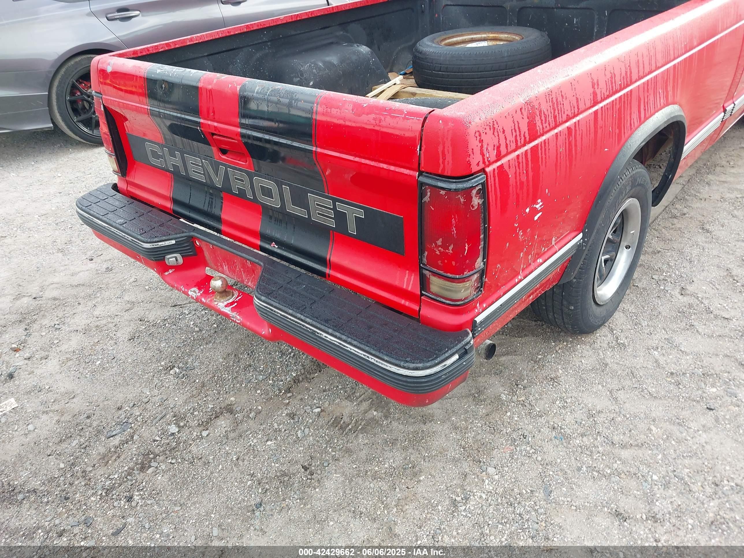 1993 Chevrolet S Truck S10 Red vin: 1GCCS14R8P8189028