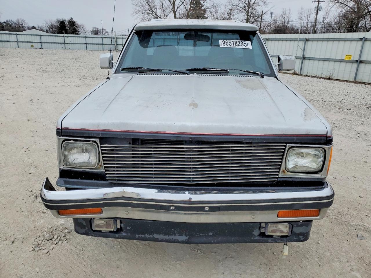 1991 Chevrolet S Truck S10 Two Tone vin: 1GCCS14R9M2318229