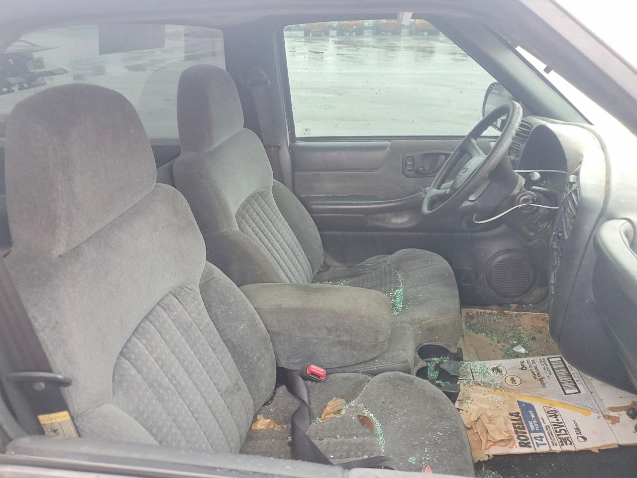 2000 Chevrolet S Truck S10 Gray vin: 1GCCS14W0YK201473