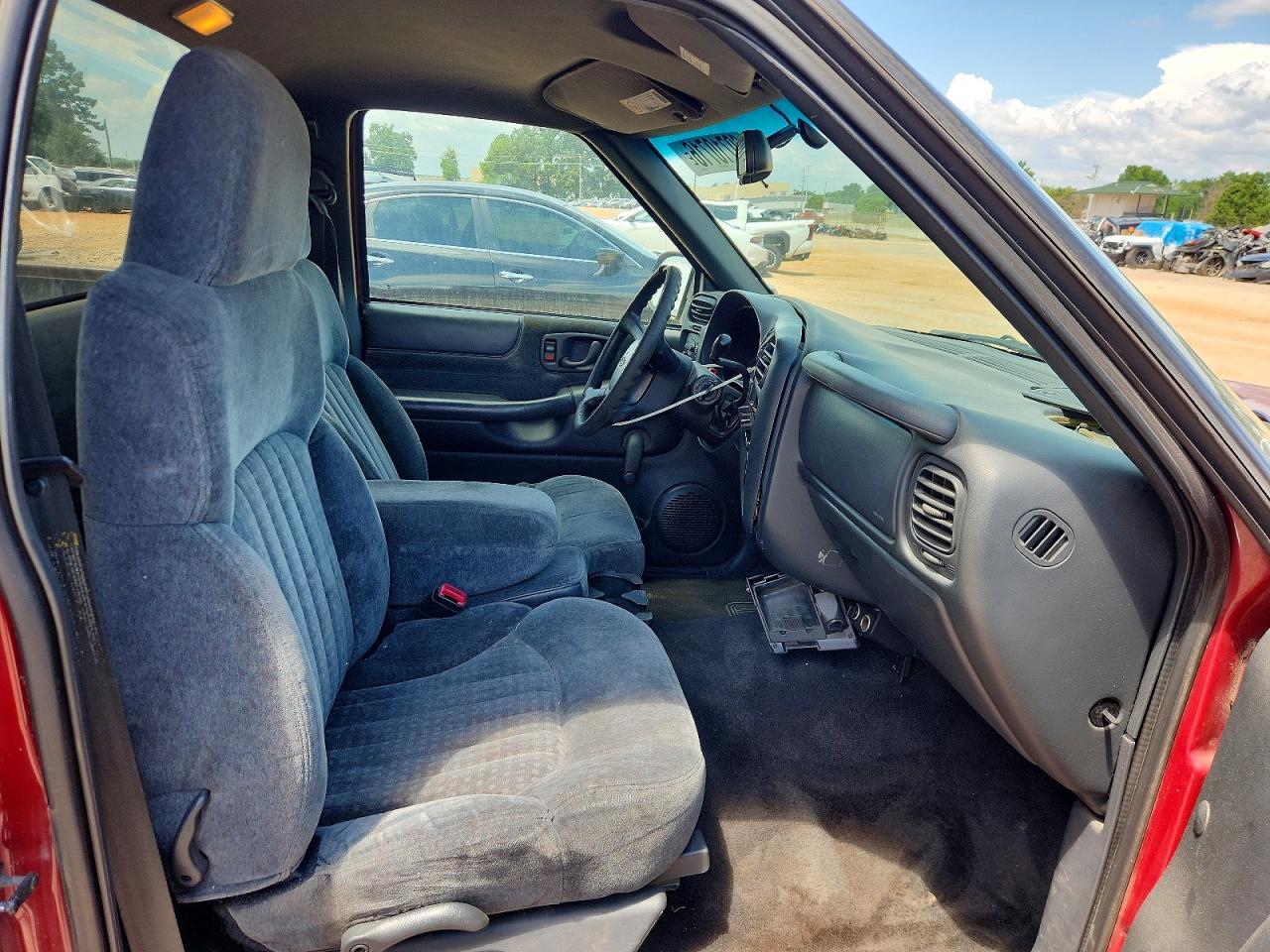 2000 Chevrolet S Truck S10 Maroon vin: 1GCCS14W0YK257770