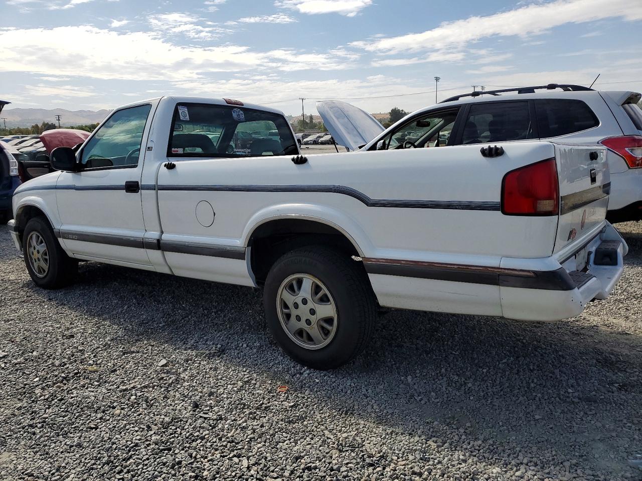 1994 Chevrolet S Truck S10 White vin: 1GCCS14W1R8102384