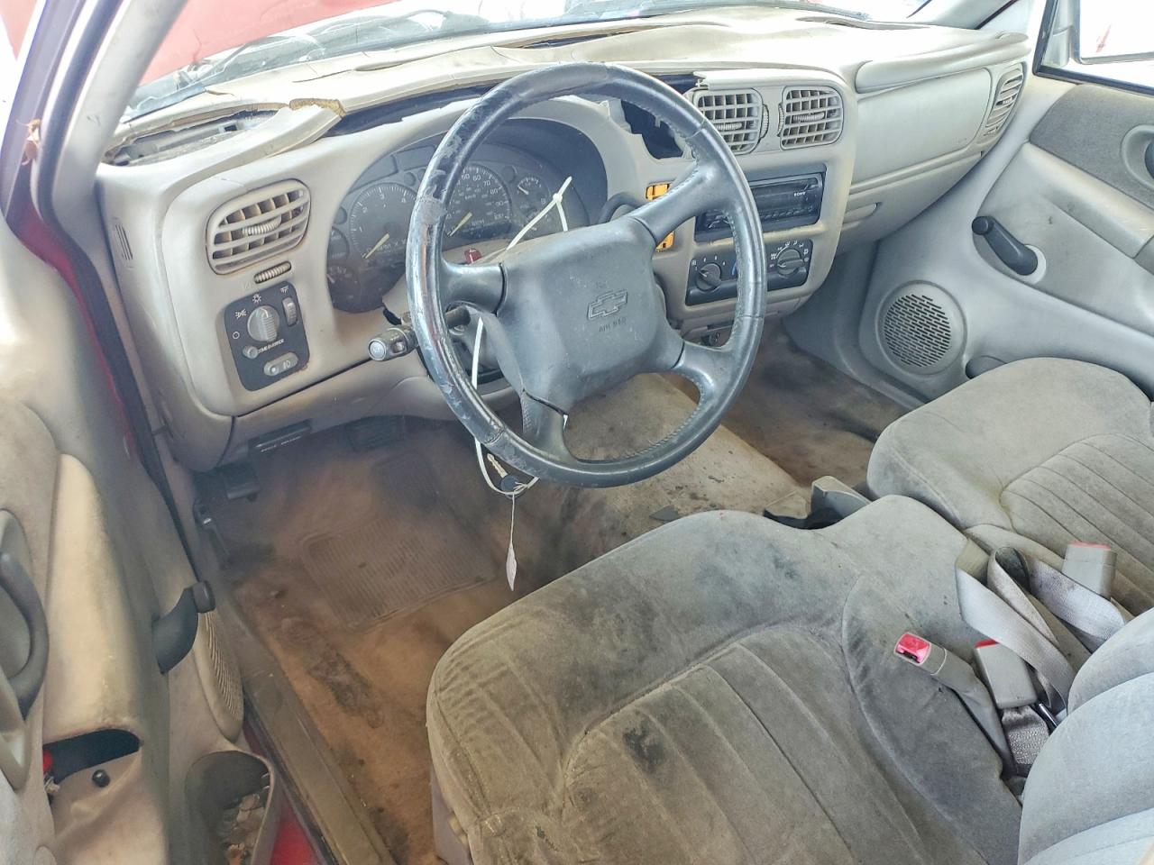 2000 Chevrolet S Truck S10 Red vin: 1GCCS14W2Y8156159