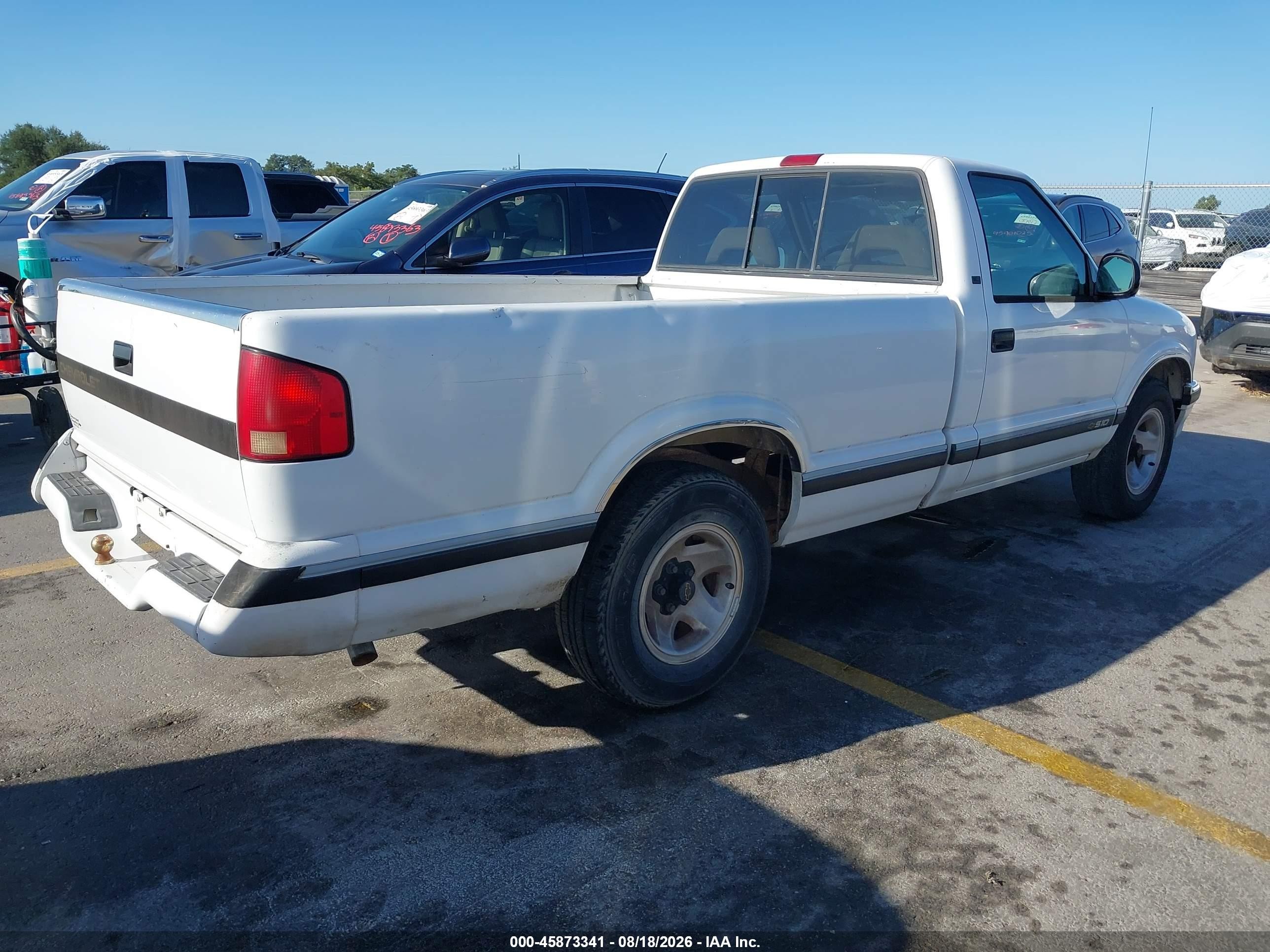1994 Chevrolet S Truck S10 White vin: 1GCCS14W3R8196672