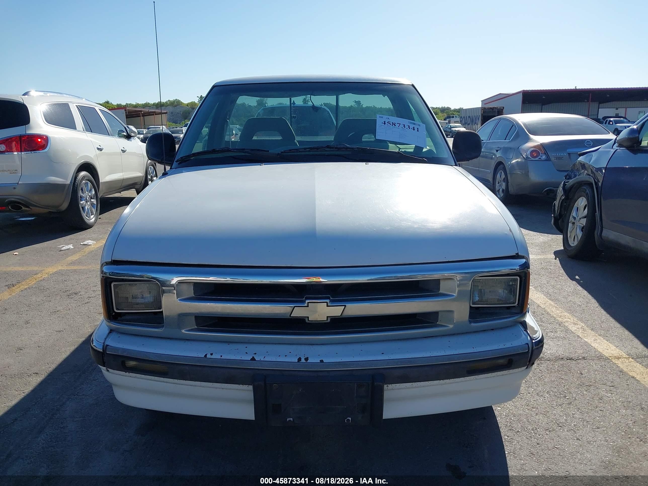 1994 Chevrolet S Truck S10 White vin: 1GCCS14W3R8196672