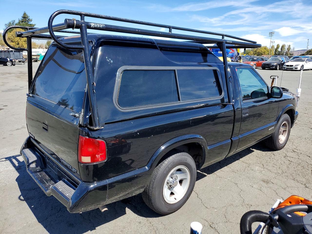 1996 Chevrolet S Truck S10 Black vin: 1GCCS14W7T8170602
