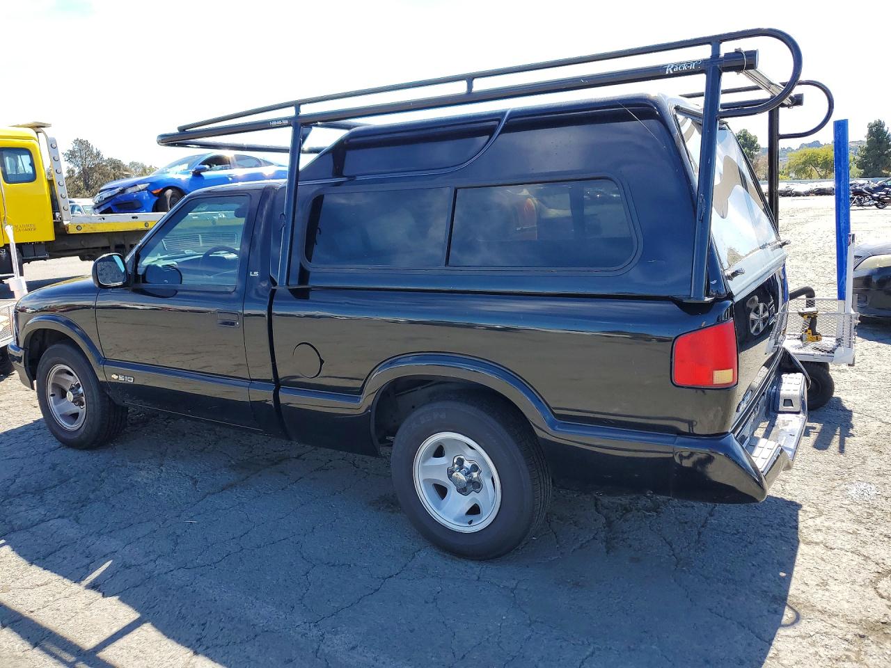 1996 Chevrolet S Truck S10 Black vin: 1GCCS14W7T8170602