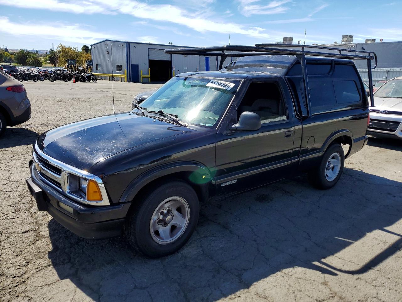 1996 Chevrolet S Truck S10 Black vin: 1GCCS14W7T8170602
